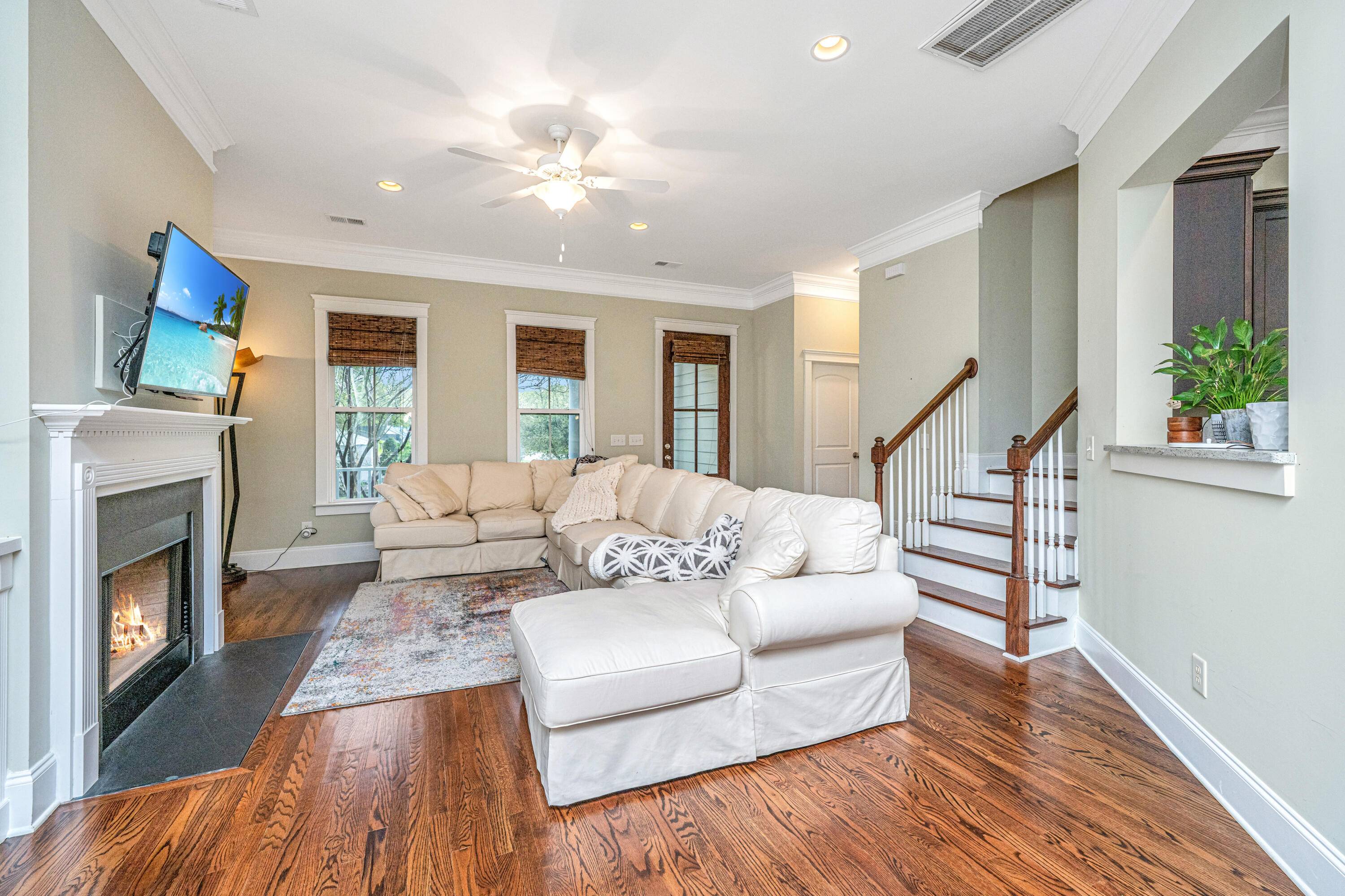 Charleston, SC 29412,835 Hale St