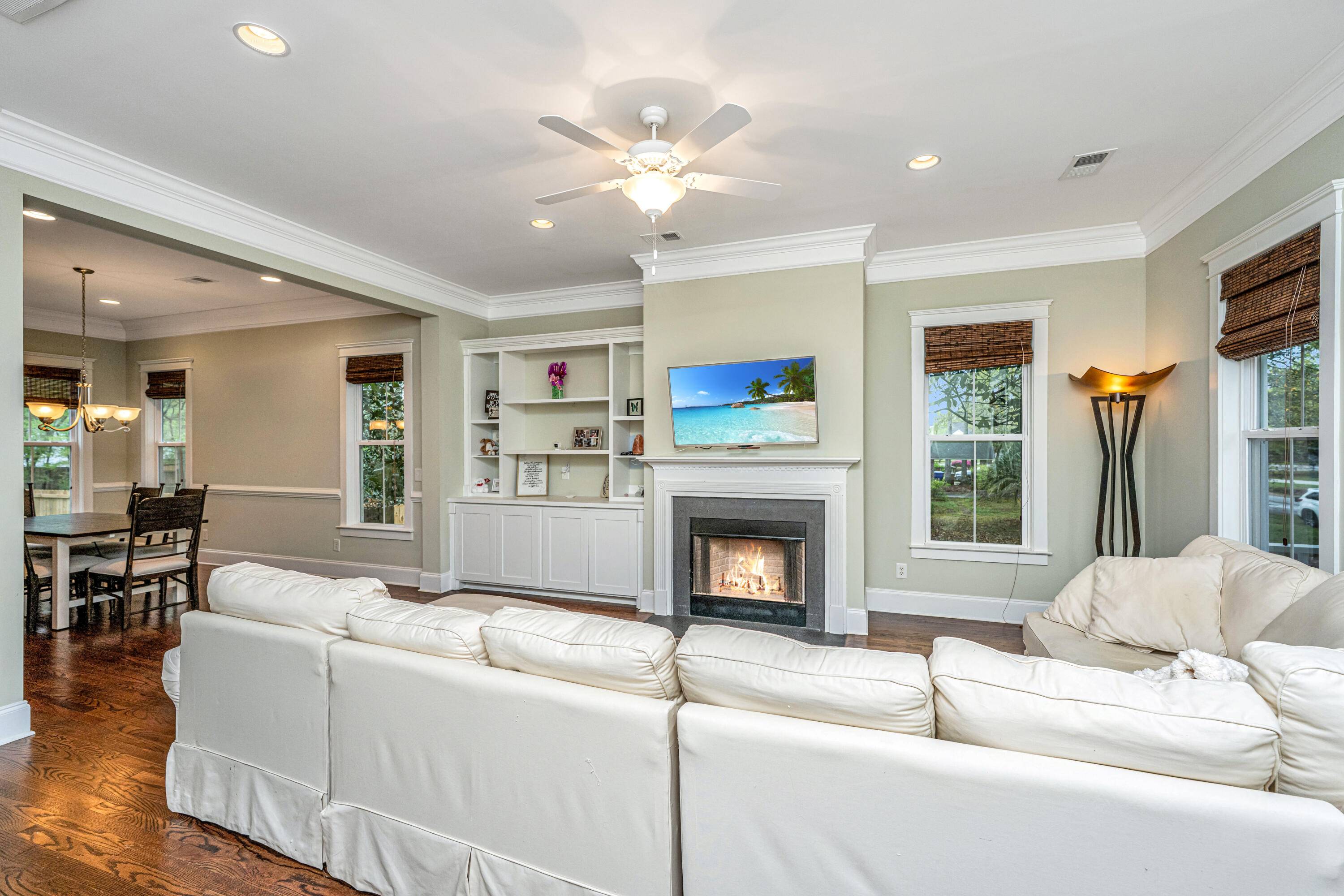 Charleston, SC 29412,835 Hale St