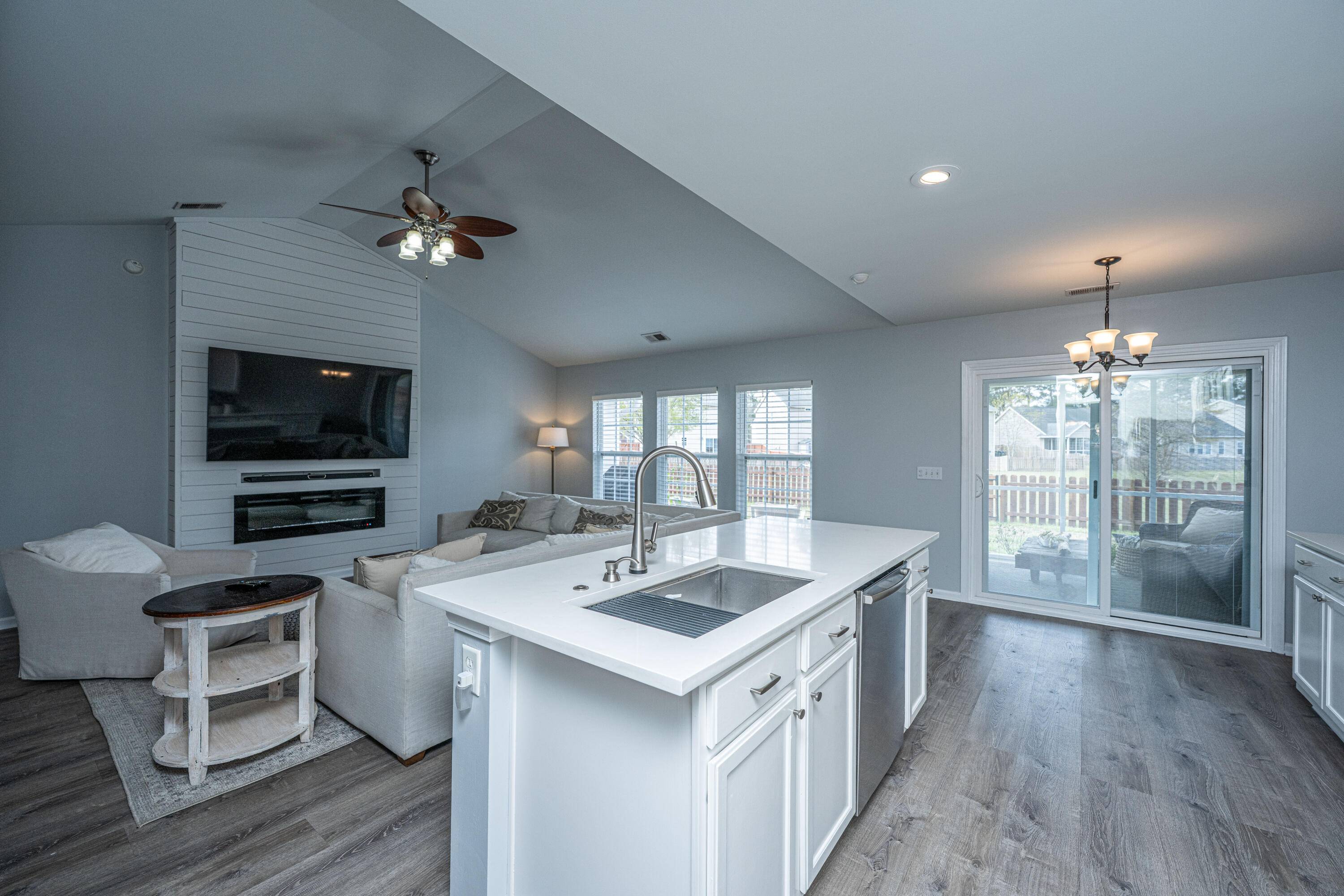 Summerville, SC 29483,104 Cranston Ln