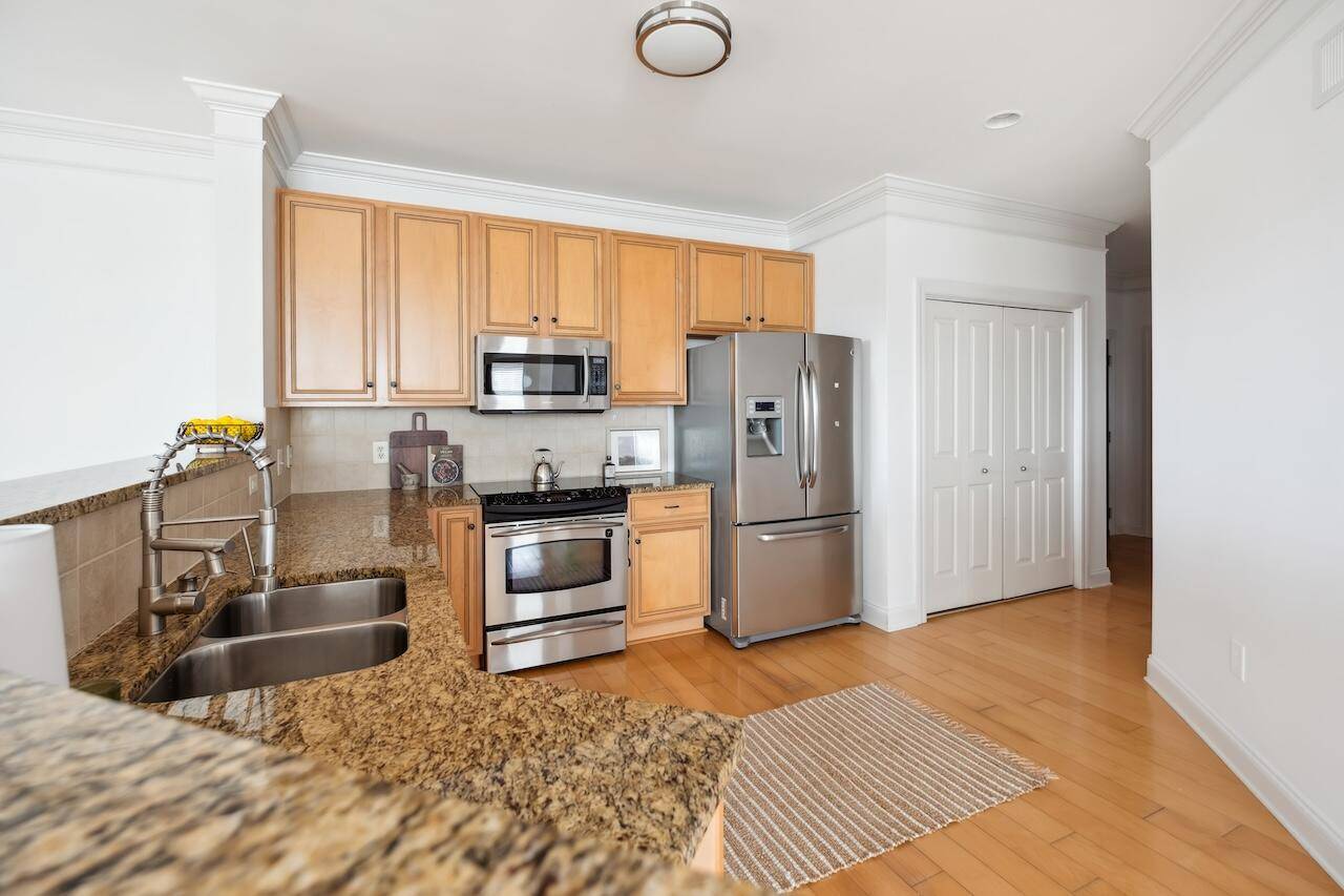 Charleston, SC 29414,2244 Ashley Crossing Dr #1232