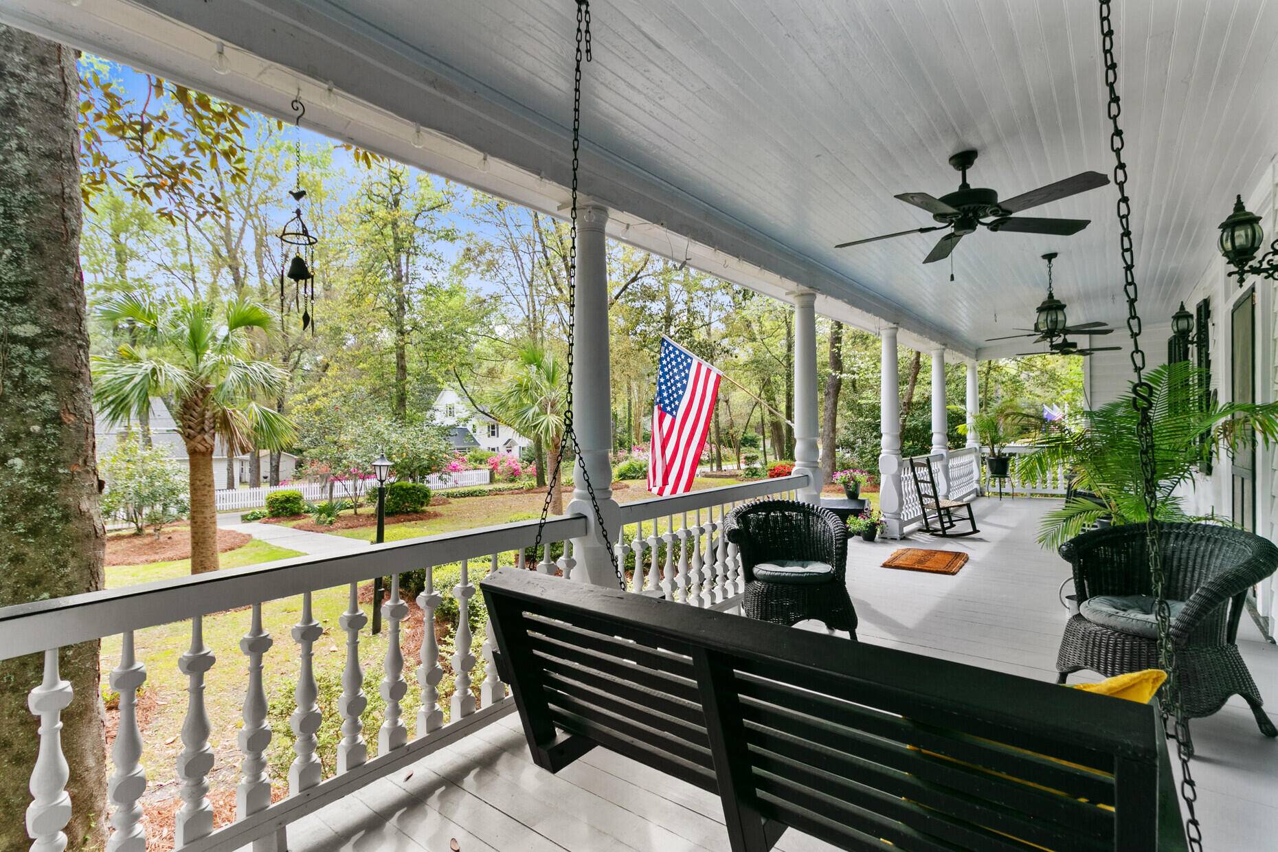 Summerville, SC 29483,516 Central Ave