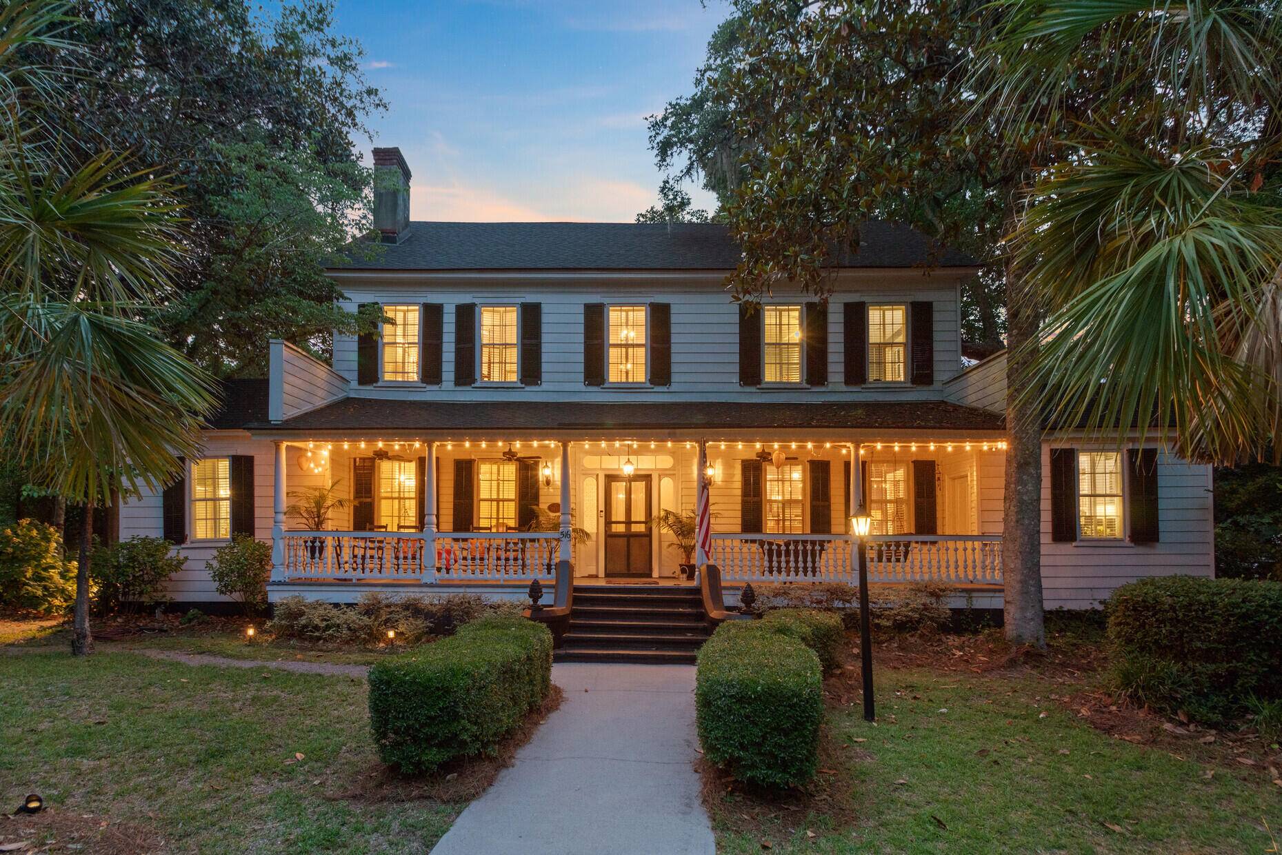 Summerville, SC 29483,516 Central Ave