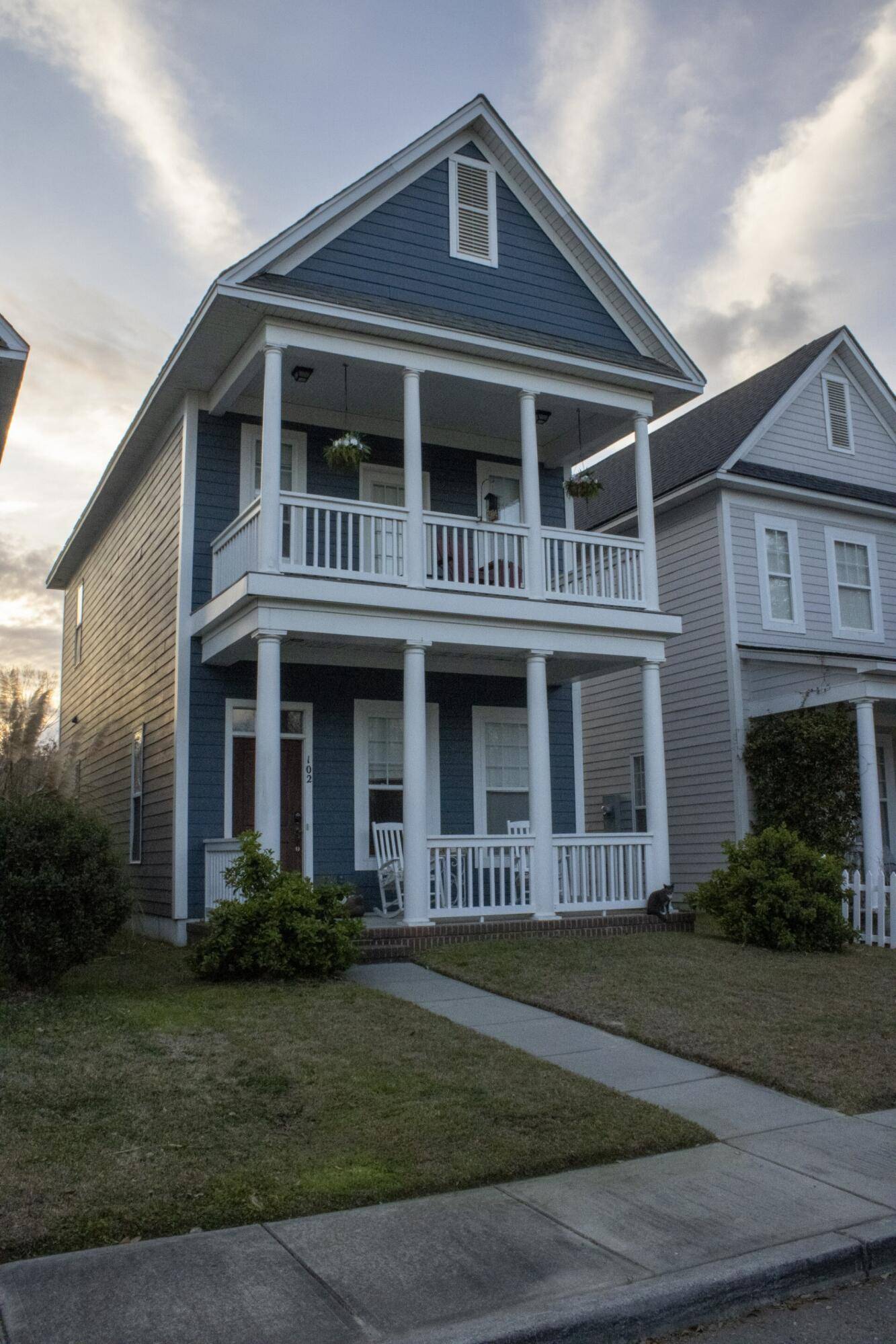 Summerville, SC 29483,102 Dandelion St