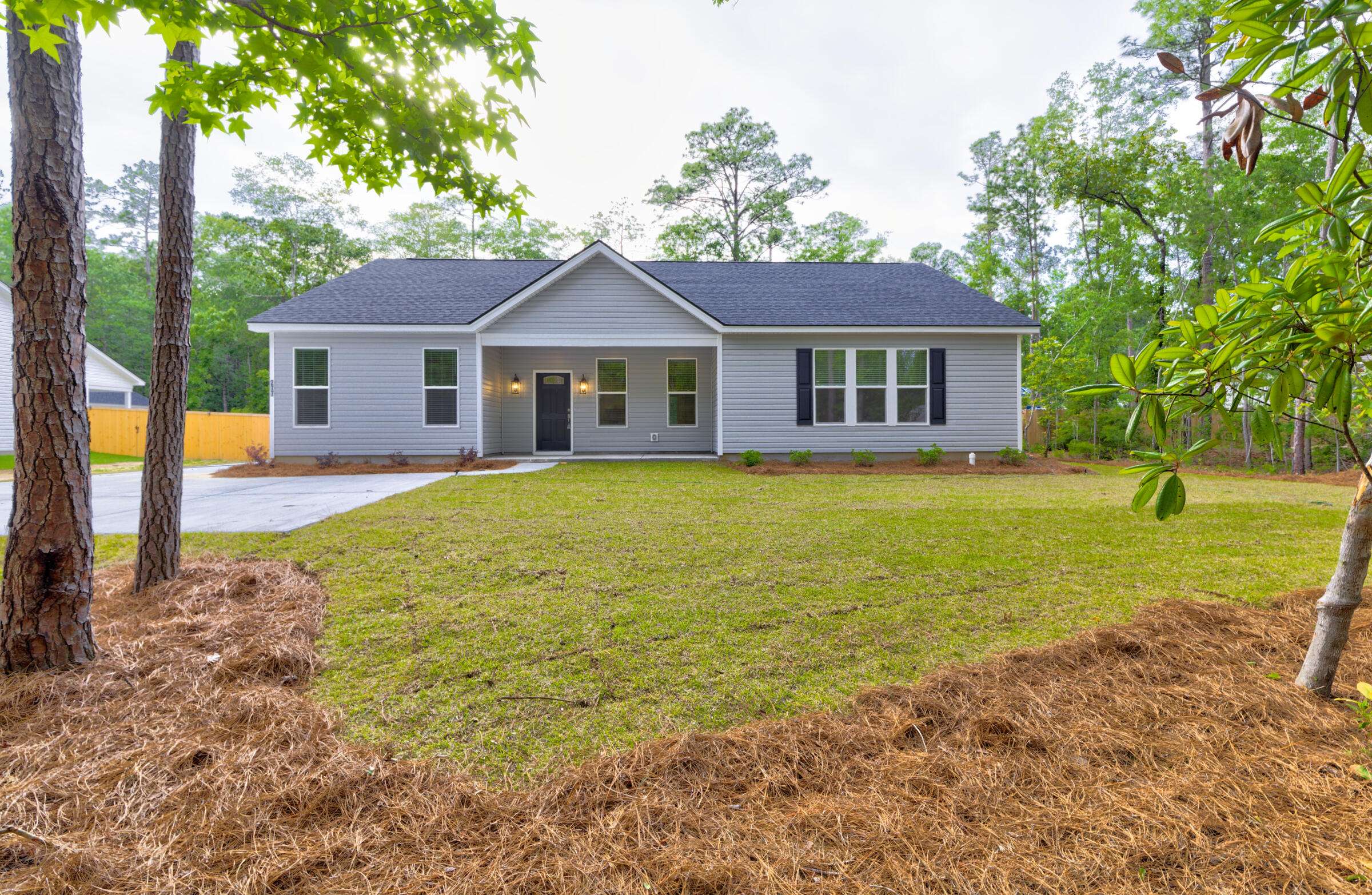 Lincolnville, SC 29485,277 W Smith St