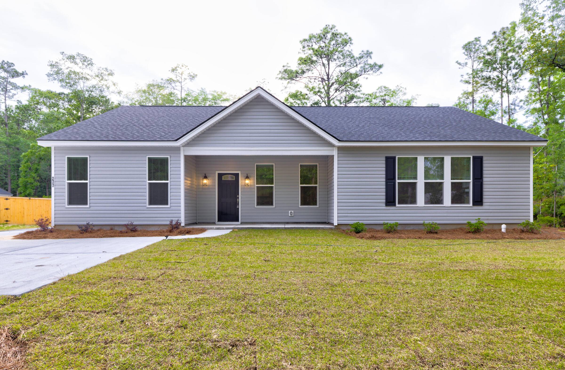 Lincolnville, SC 29485,277 W Smith St