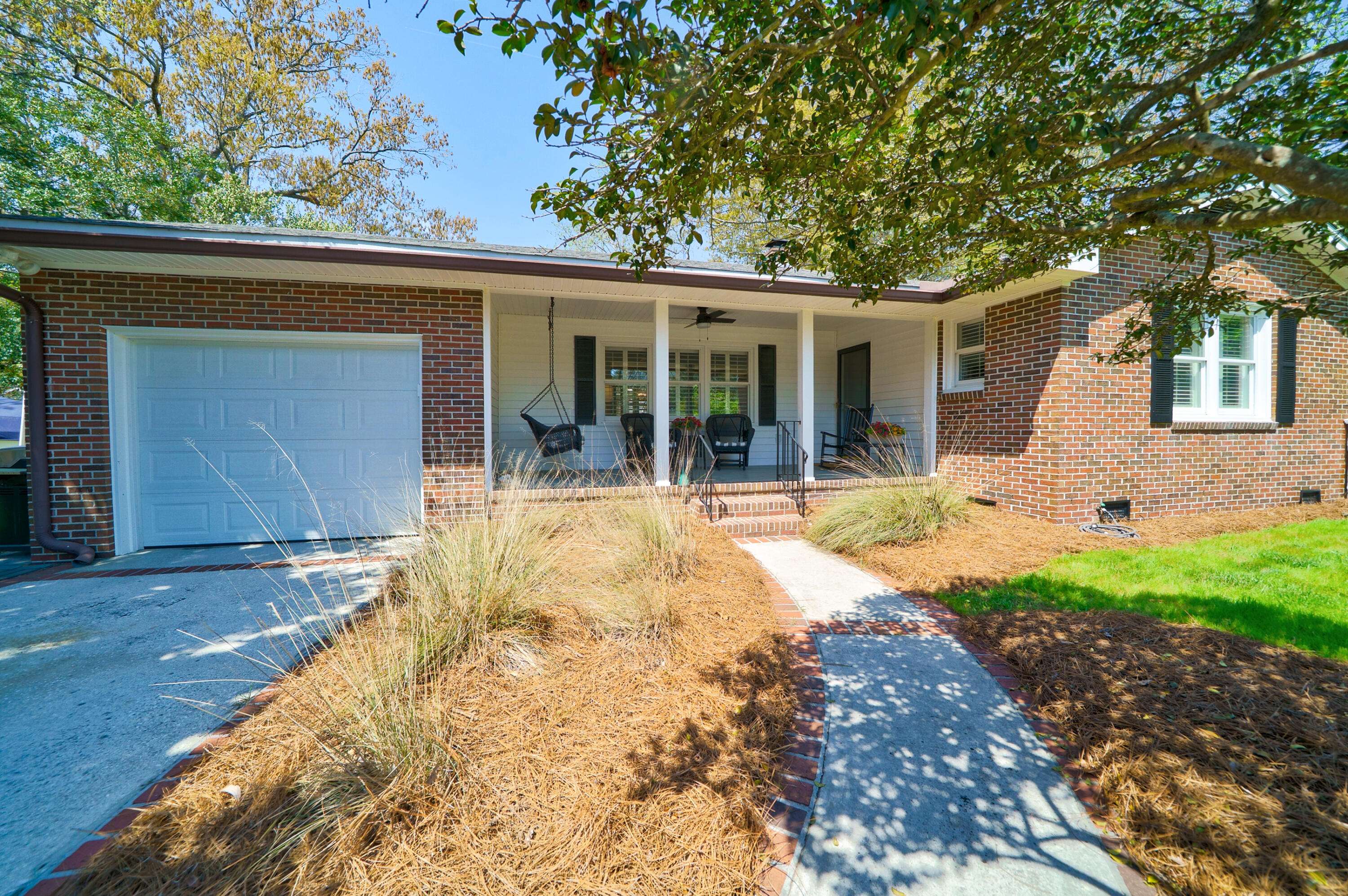 Mount Pleasant, SC 29464,608 Howard St