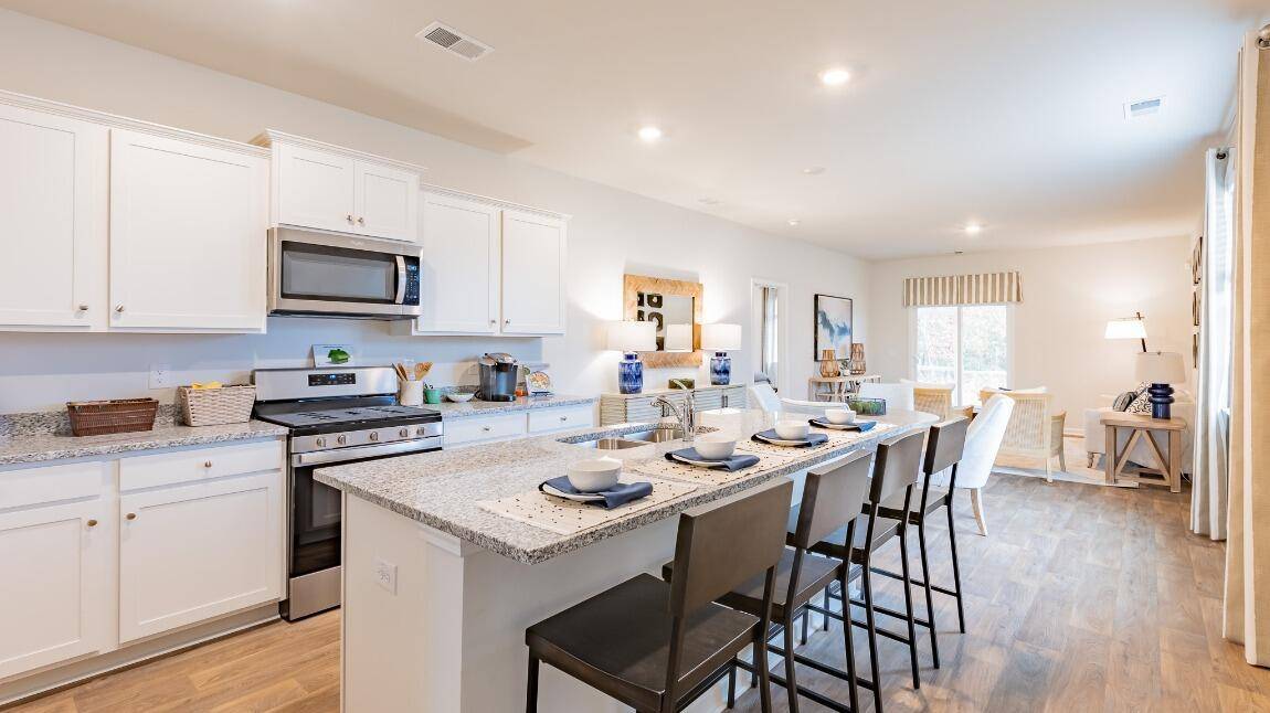 Manning, SC 29102,1092 Mulligan Dr