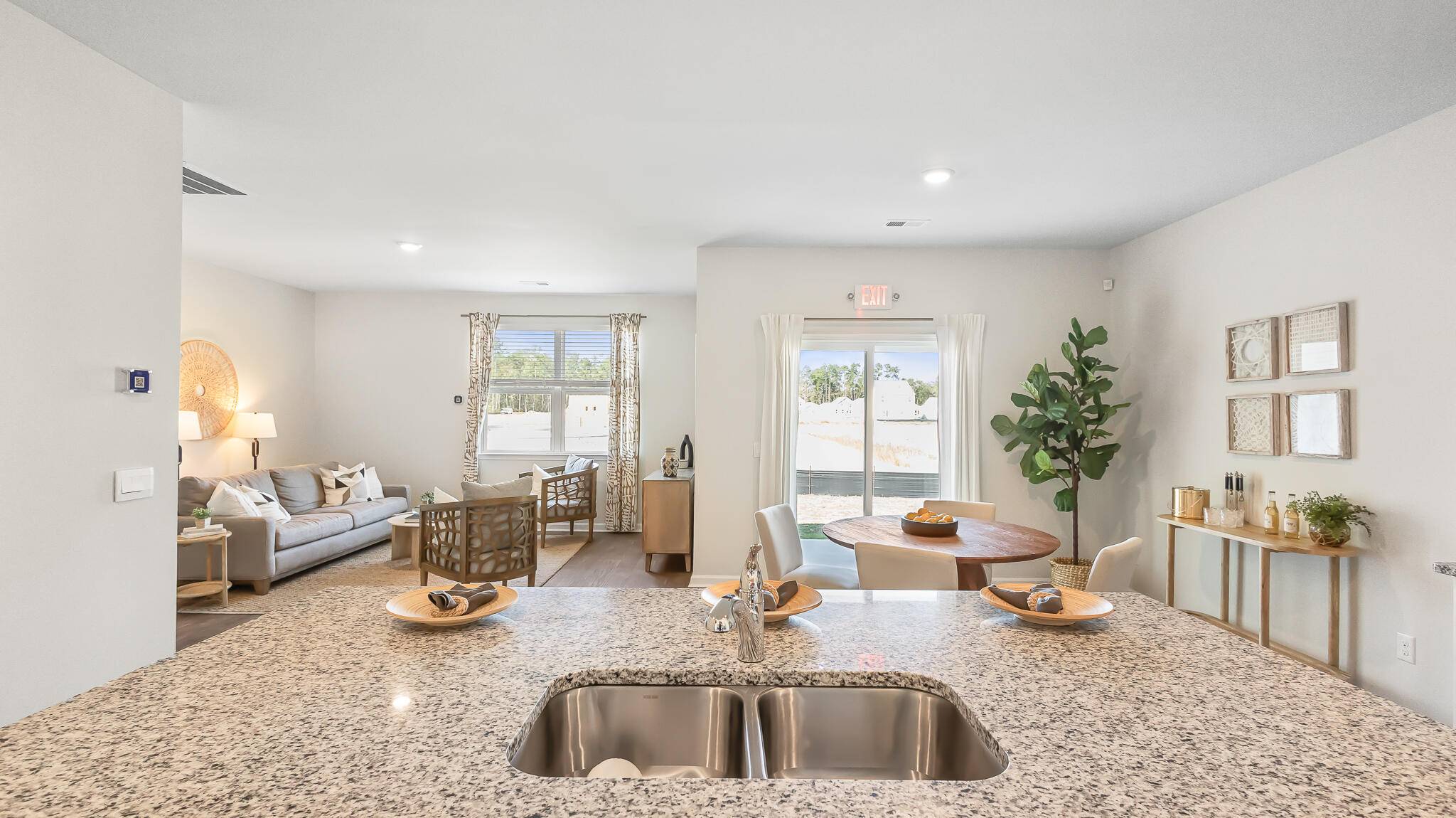 Manning, SC 29102,1107 Mulligan Dr