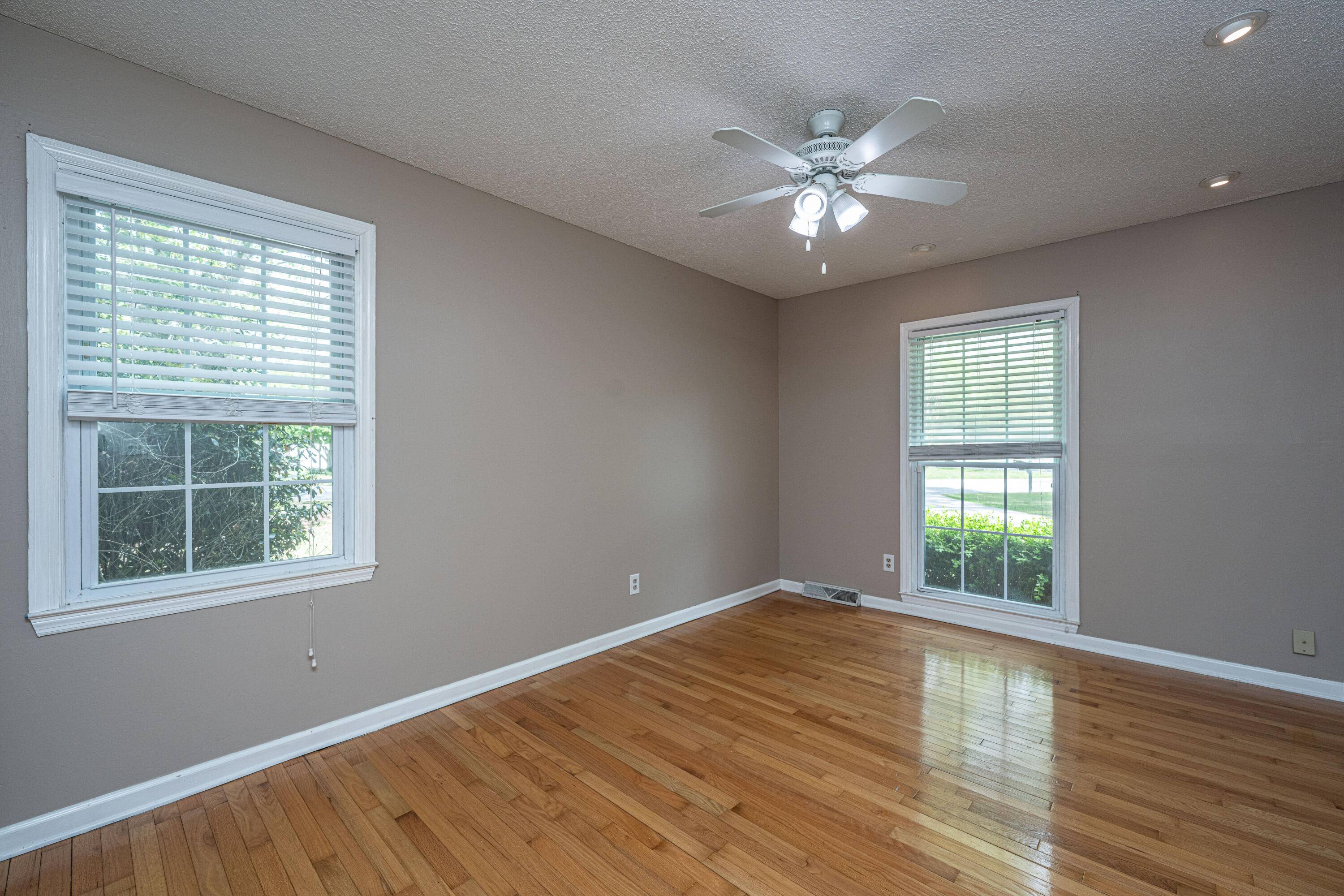 Summerville, SC 29485,100 Nighthawk Ln