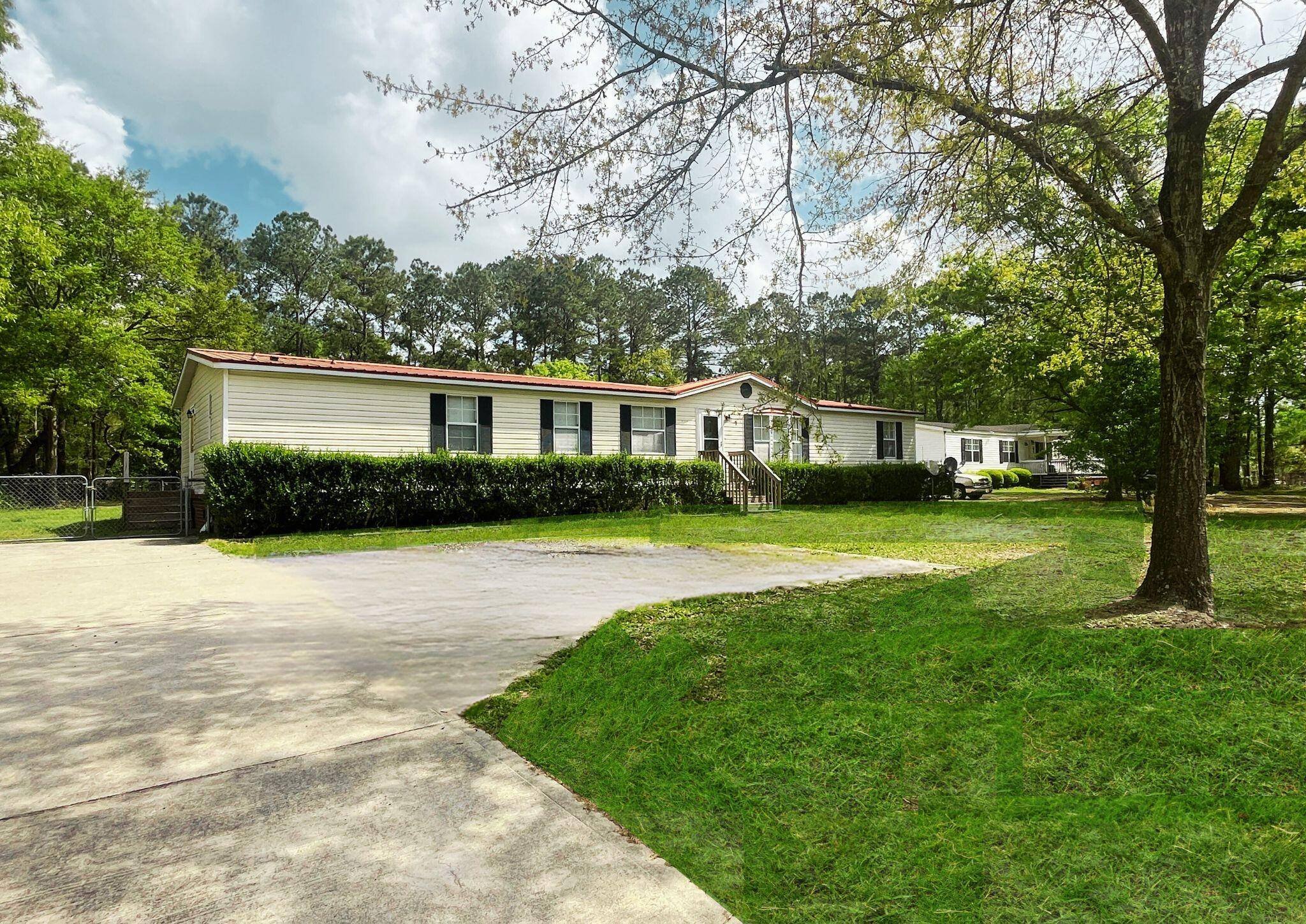 Moncks Corner, SC 29461,570 Crystal Shores Dr