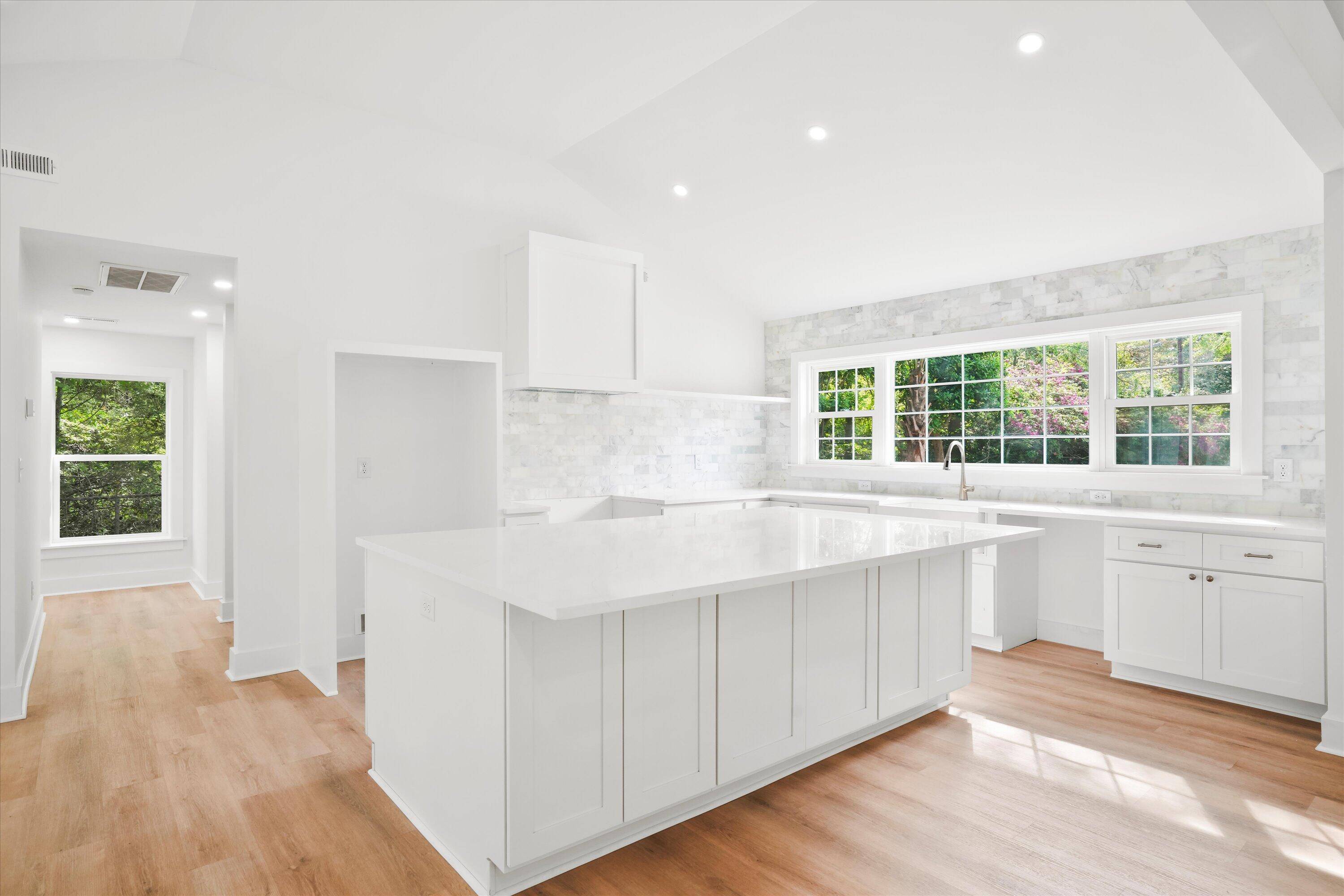 Charleston, SC 29412,920 Julia St