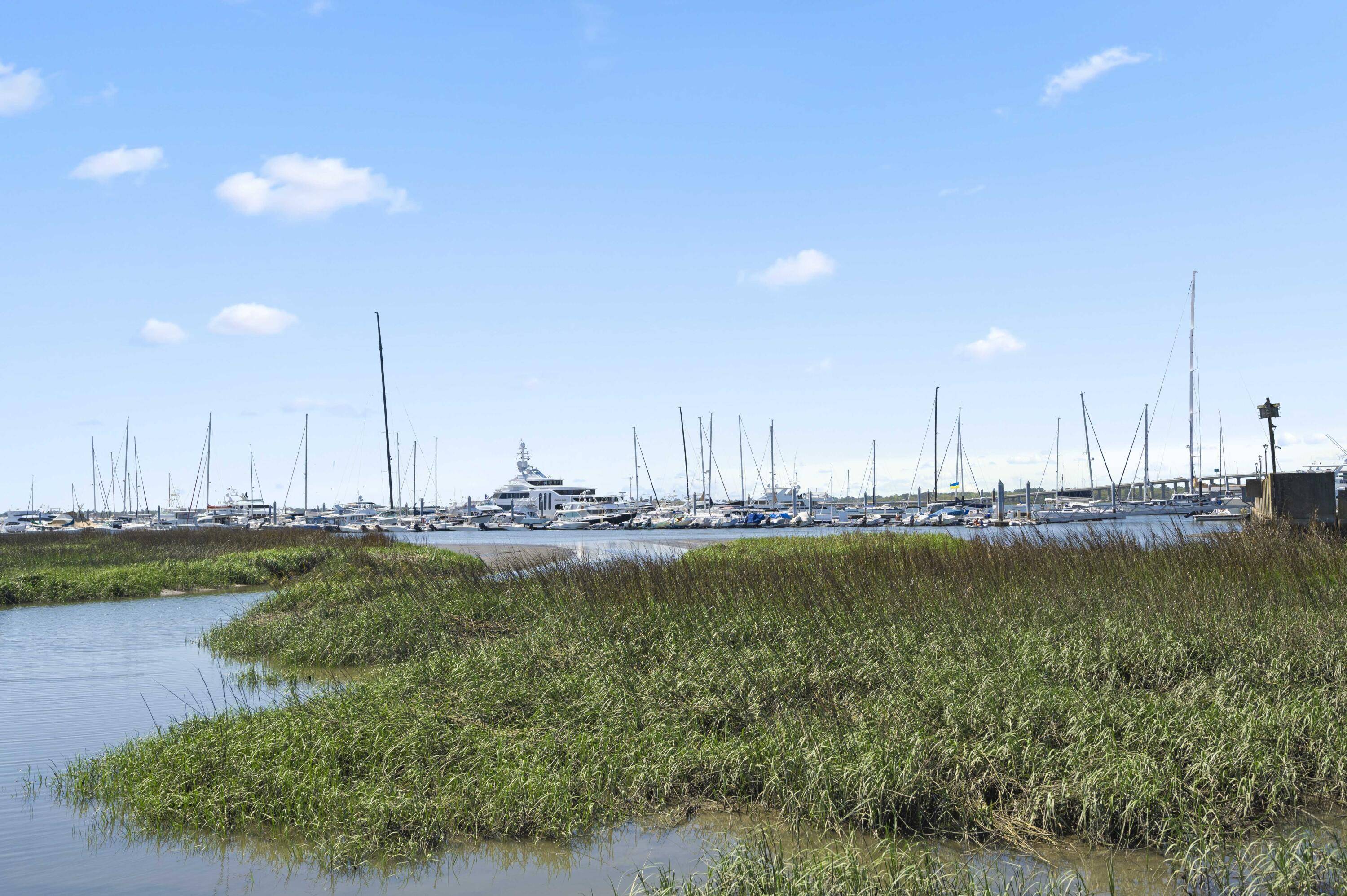 Charleston, SC 29401,14 Lockwood Dr #6e