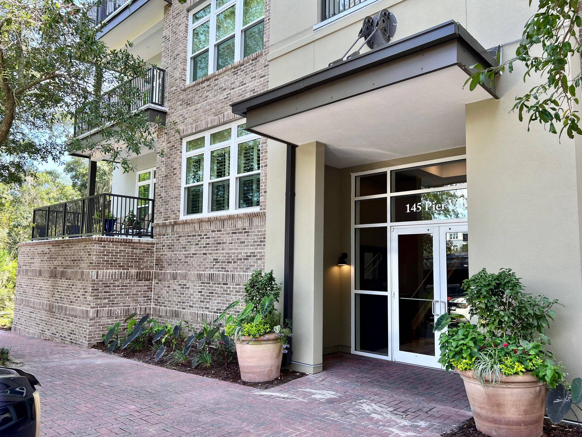 Daniel Island, SC 29492,145 Pier View St #102
