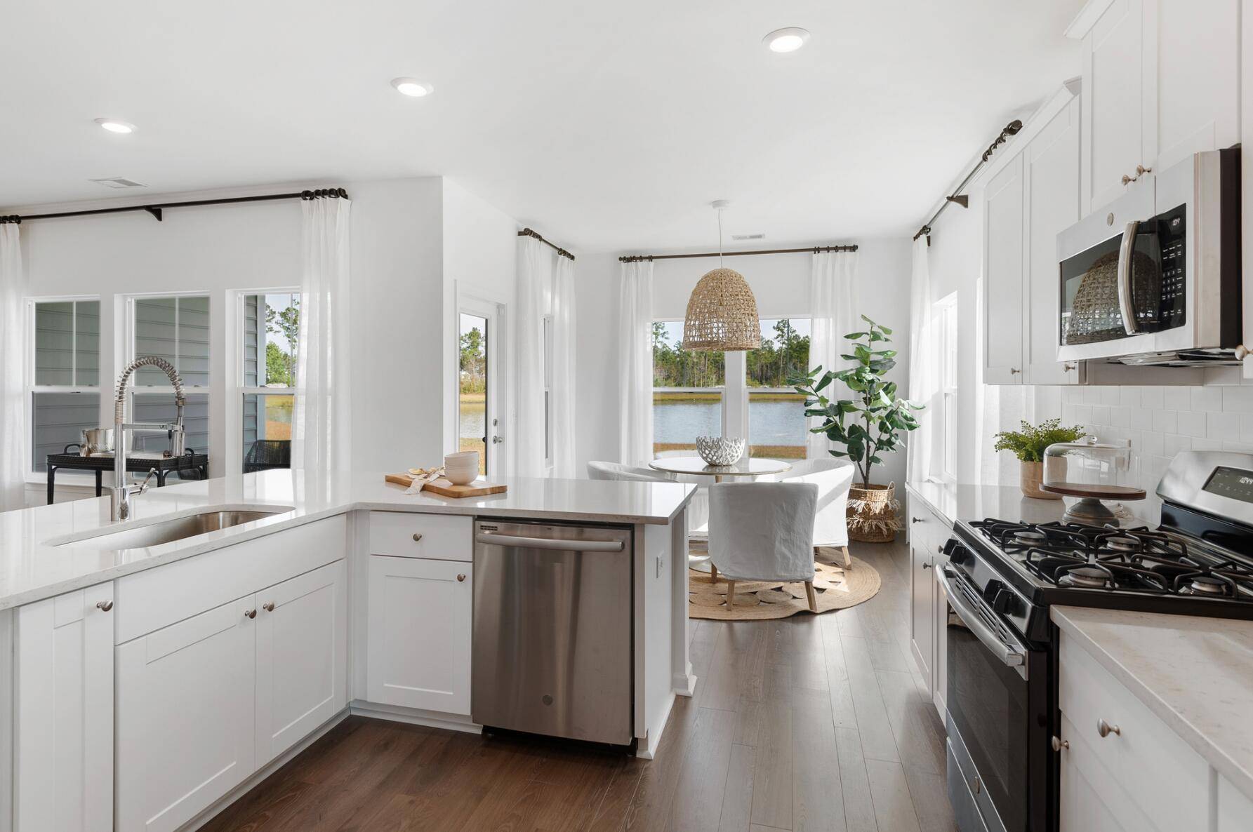 Summerville, SC 29486,195 Belfort Pl