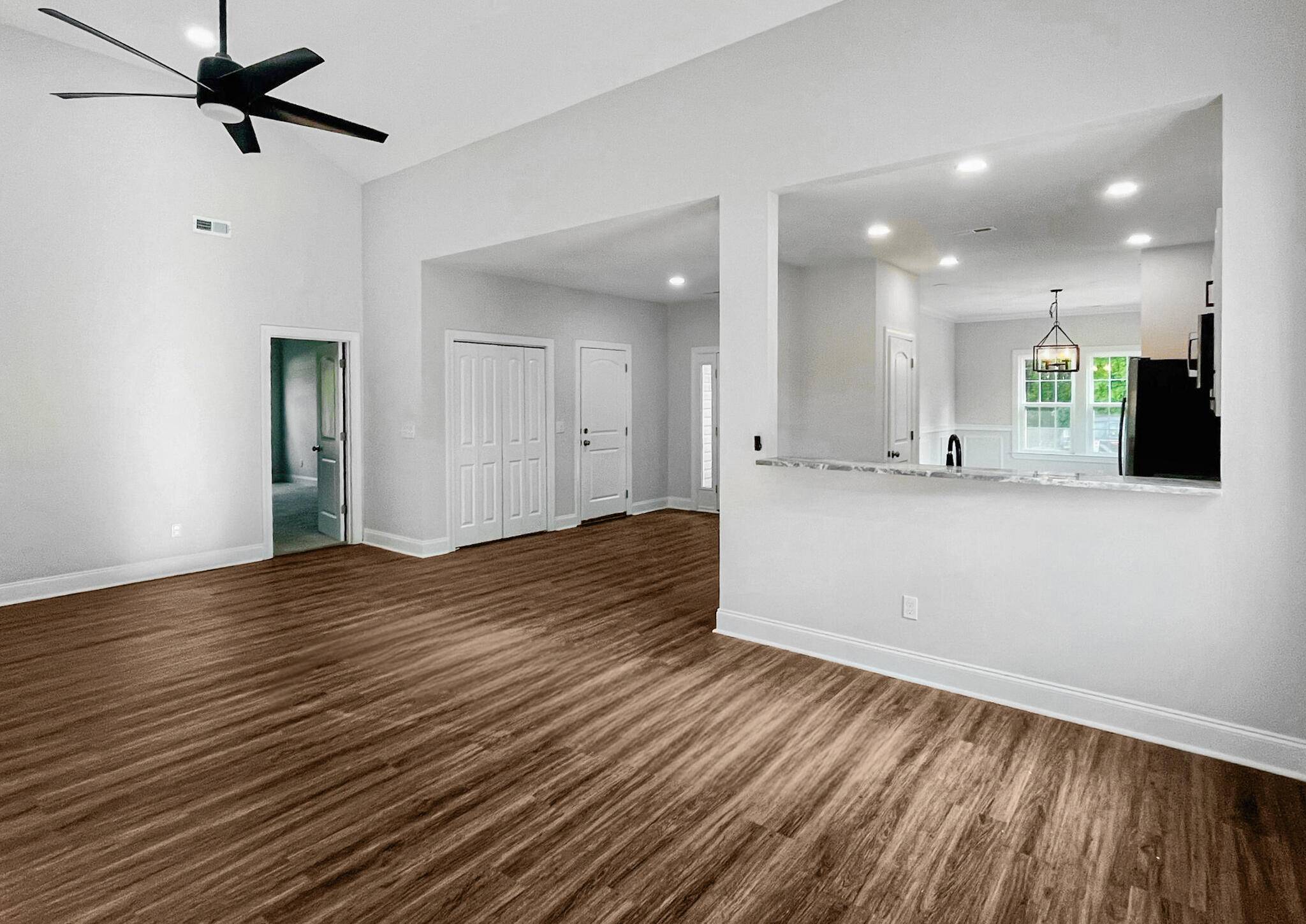 Ridgeville, SC 29472,222 New Iris Ln