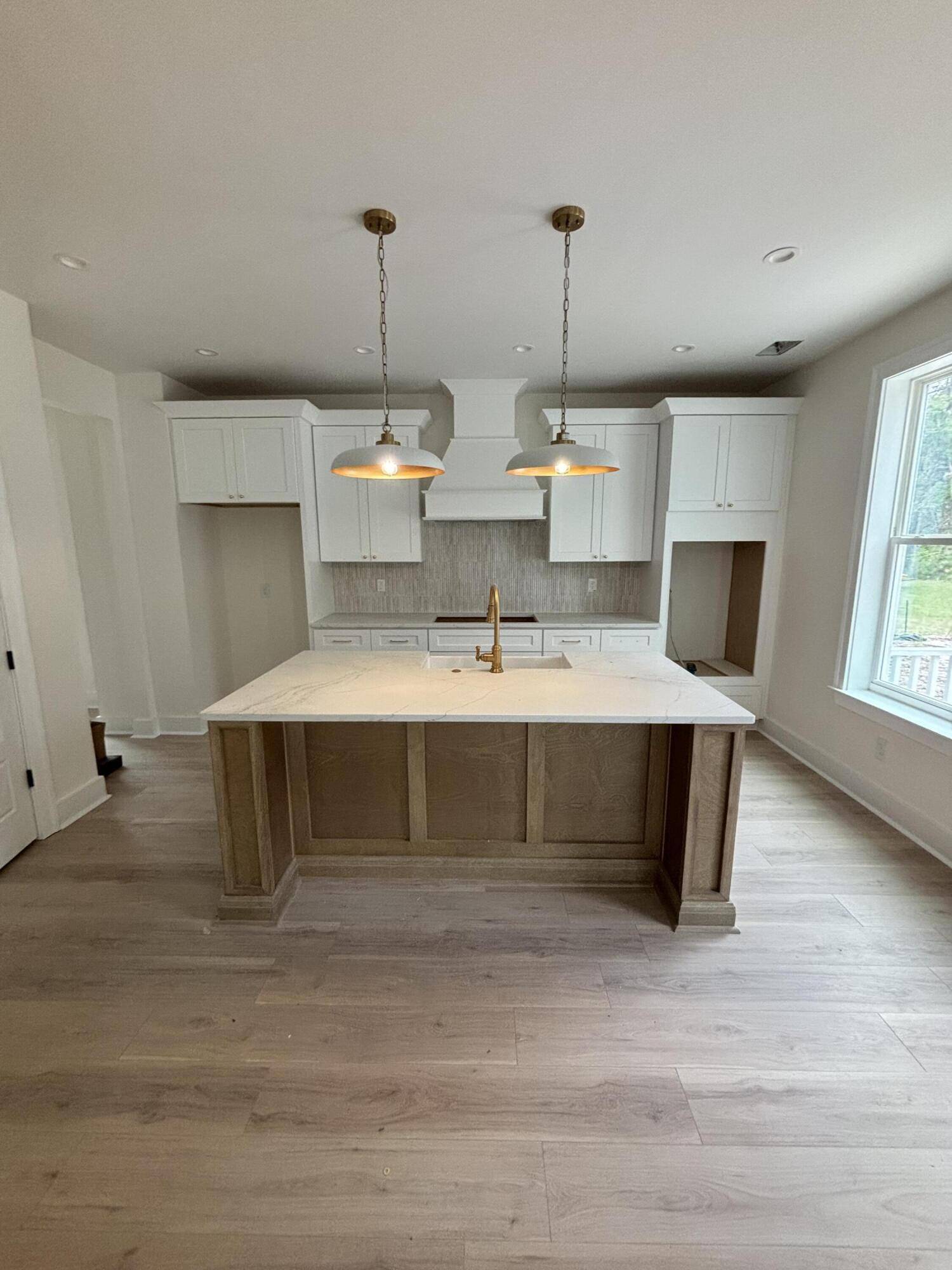 Awendaw, SC 29429,971 Beehive Rd