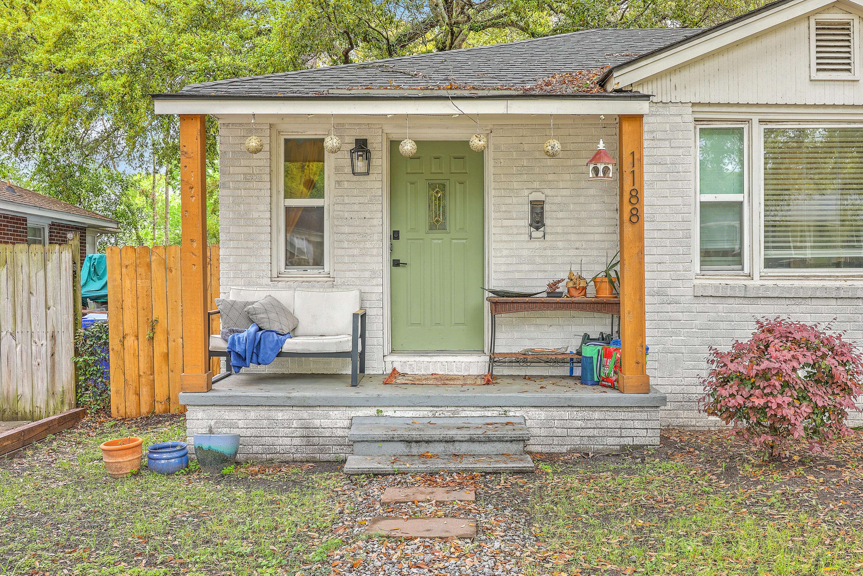 North Charleston, SC 29405,1188 Camden St