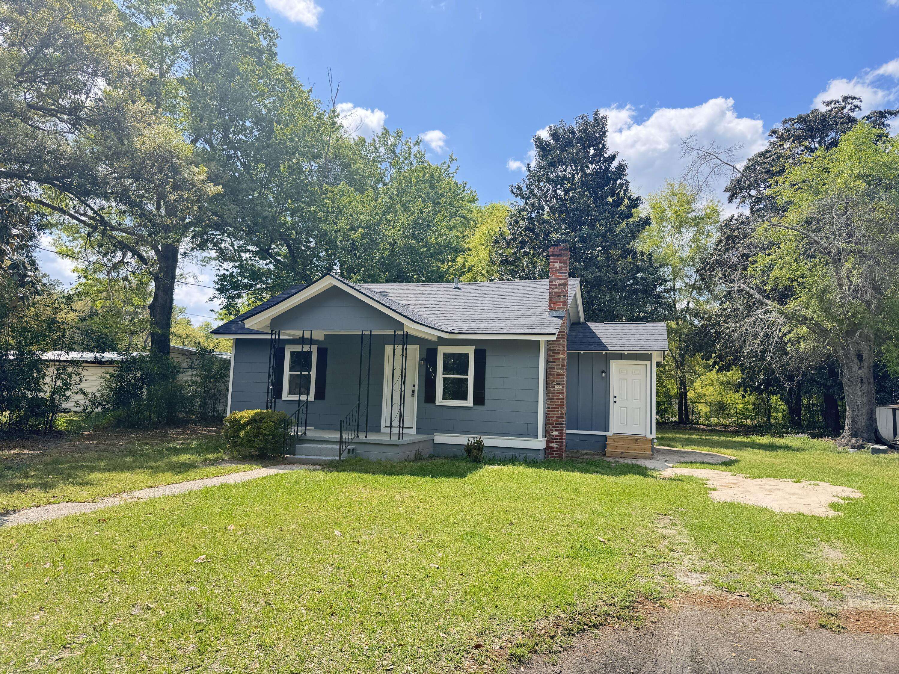 Walterboro, SC 29488,109 Alexander St