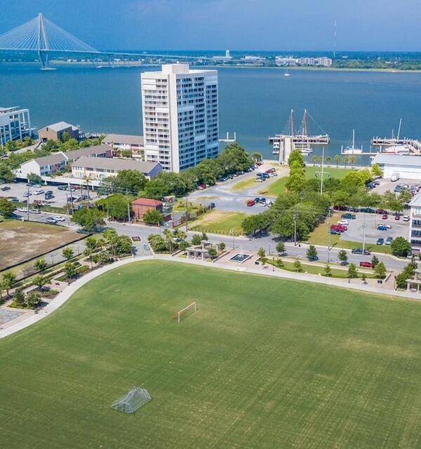 Charleston, SC 29401,330 Concord St #Th 9