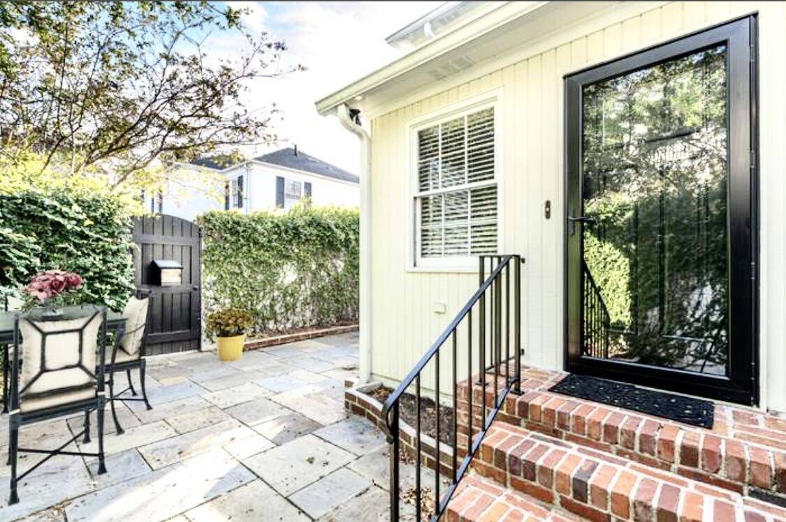 Charleston, SC 29401,2 Poulnot Ln
