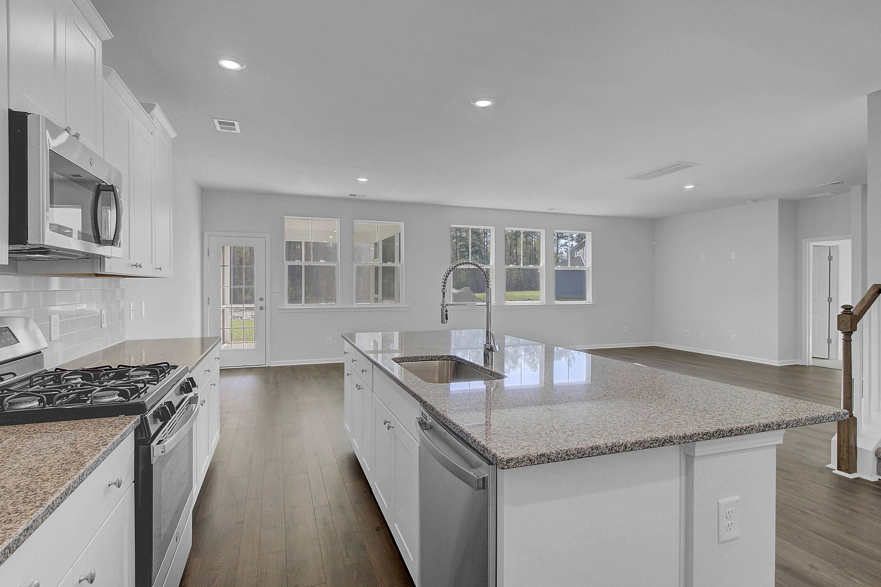Summerville, SC 29486,553 Richfield Way