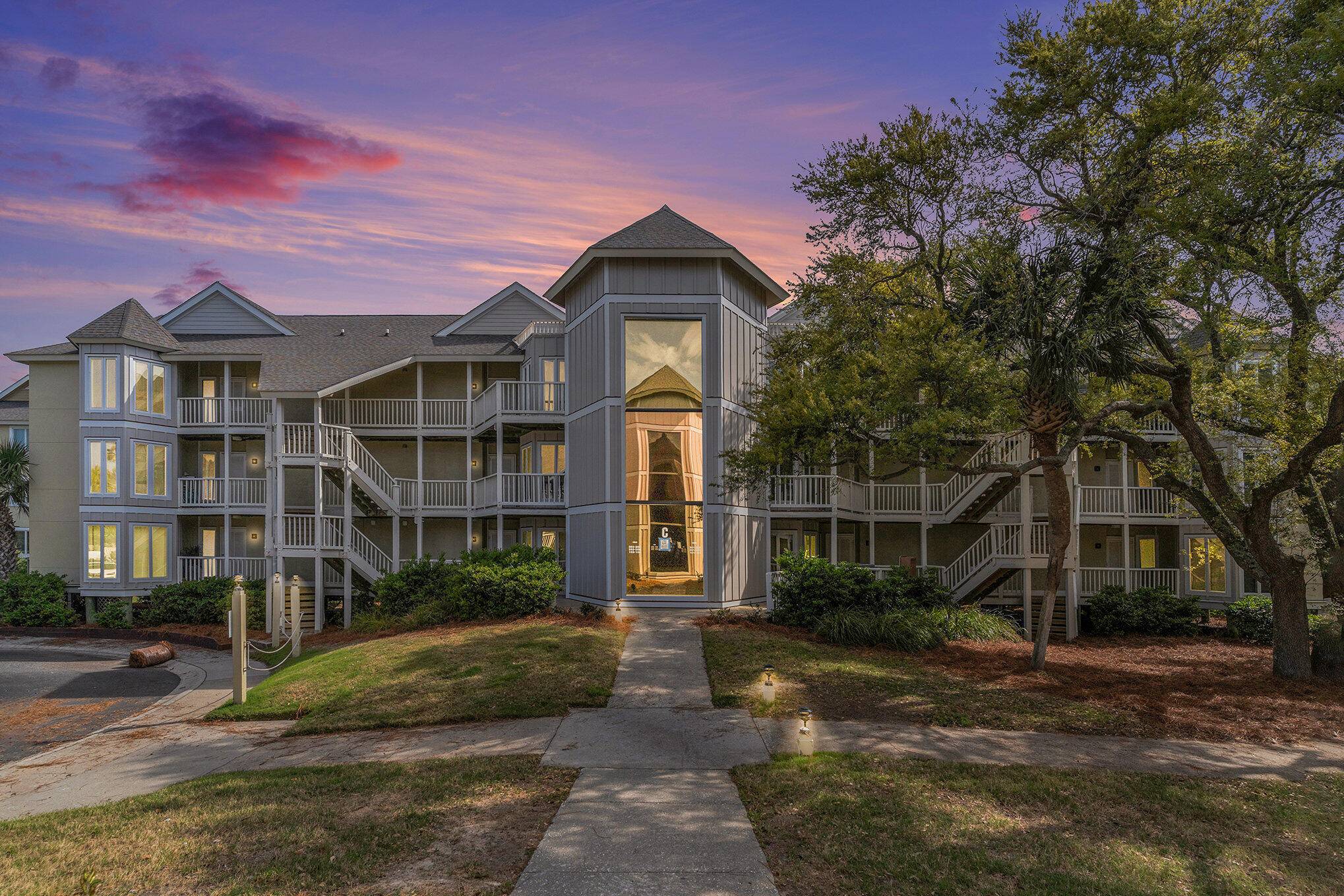 Isle Of Palms, SC 29451,9000 Palmetto Dr #202-C