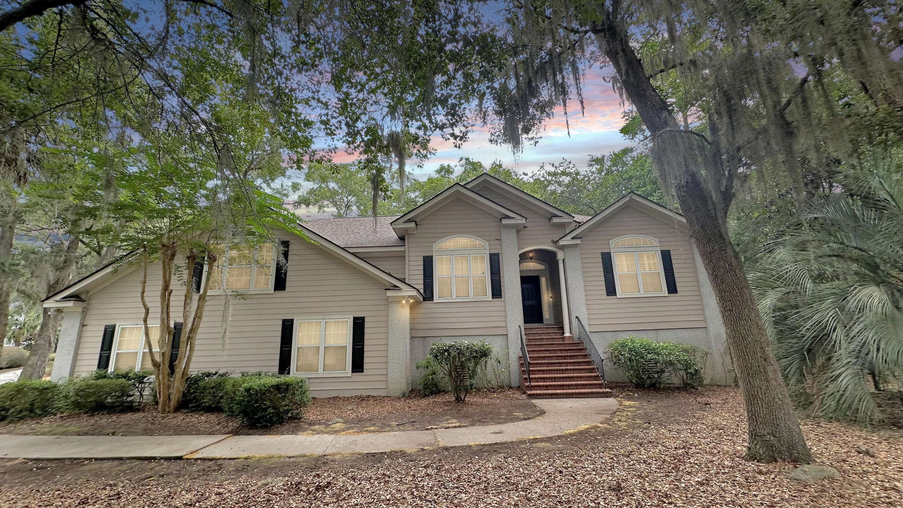Johns Island, SC 29455,3023 Maritime Forest Dr