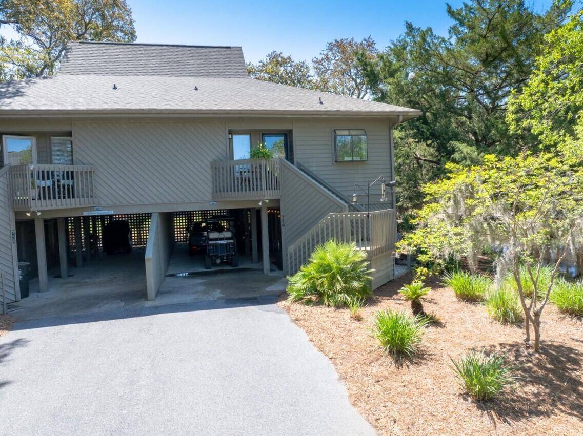 Edisto Island, SC 29438,754 Summerwind Cir