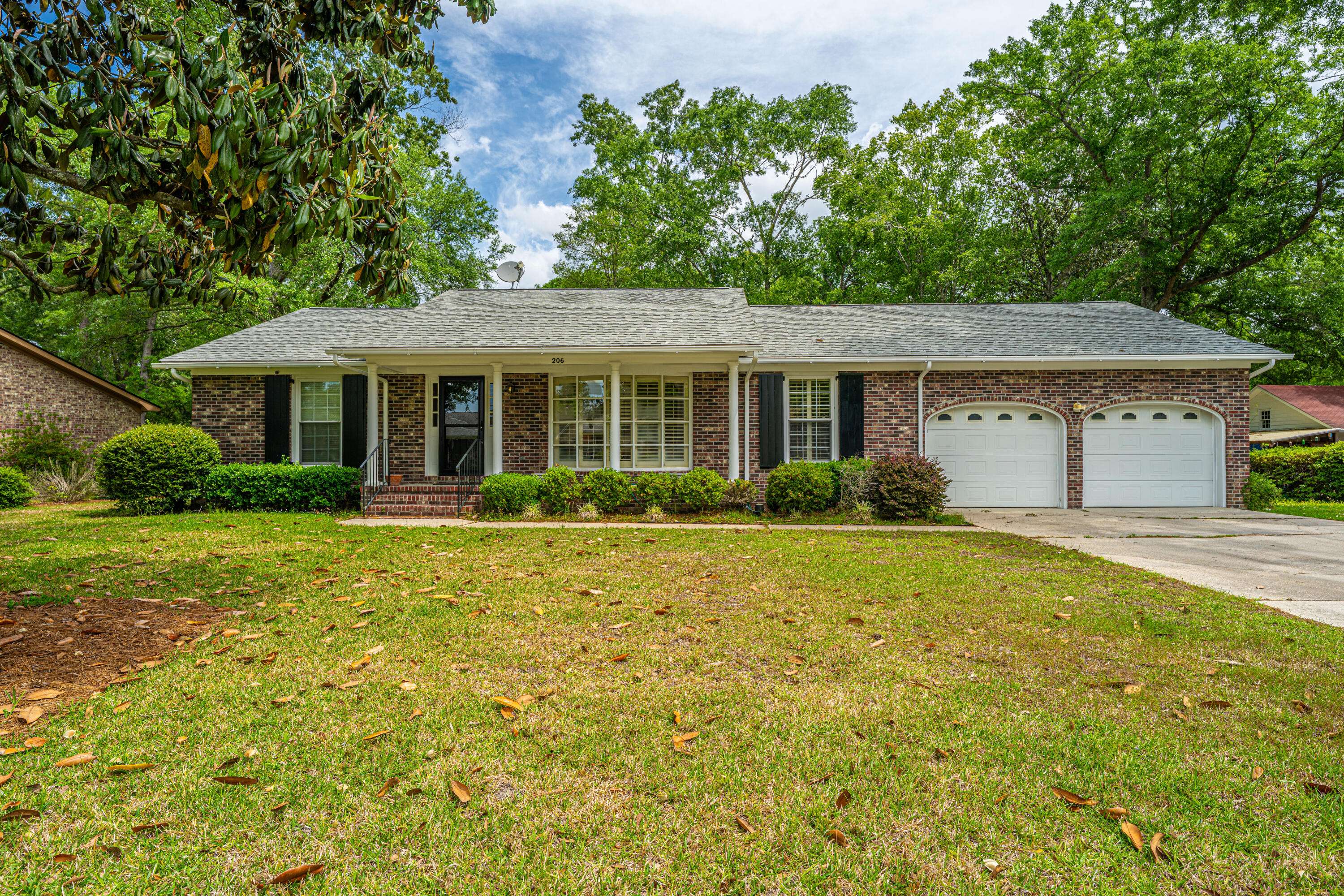 Summerville, SC 29485,206 Brailsford Rd