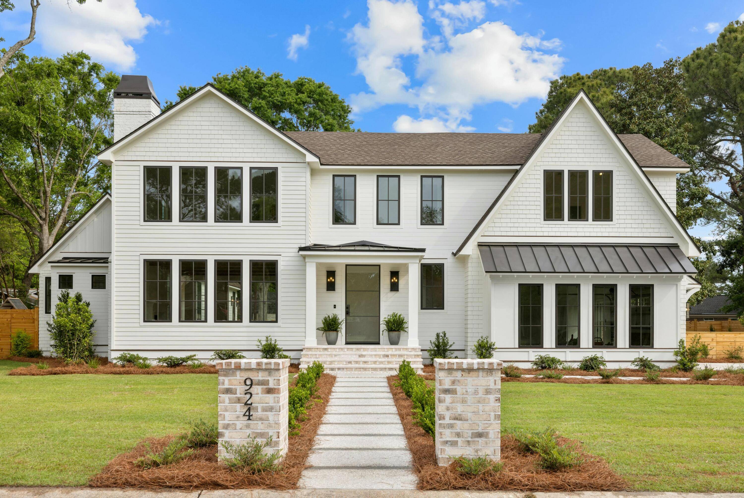 Mount Pleasant, SC 29464,924 Trowman Ln