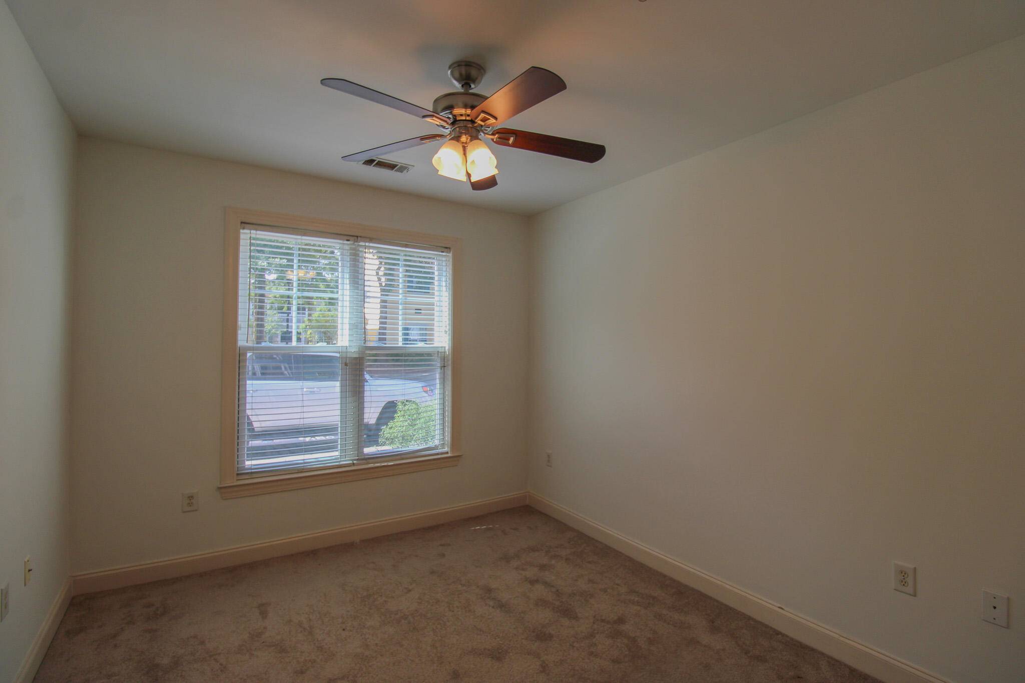 Mount Pleasant, SC 29464,1900 Belle Isle Ave #102