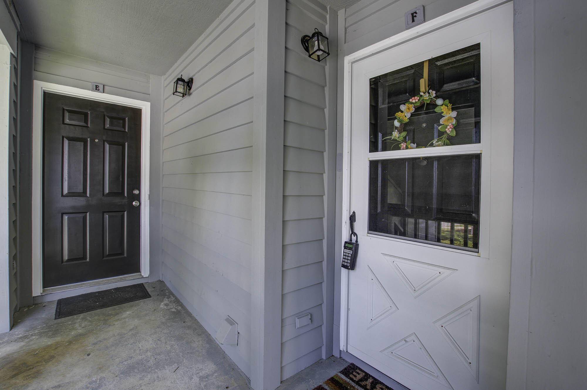 North Charleston, SC 29406,8471 Yadkin Cir #F