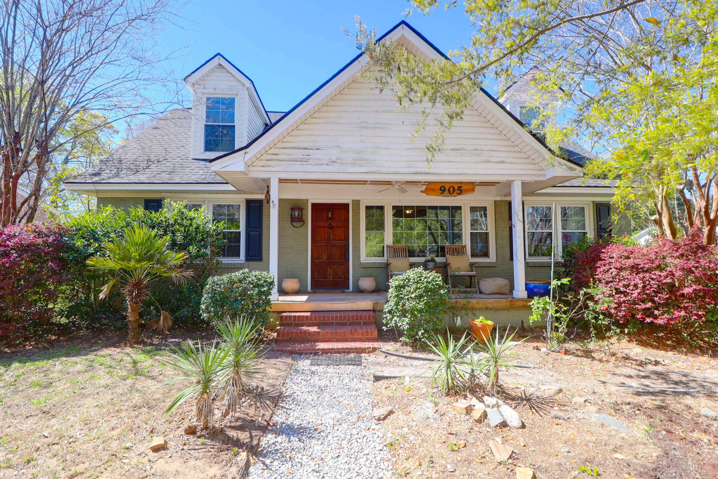 Mount Pleasant, SC 29464,905 Simmons St