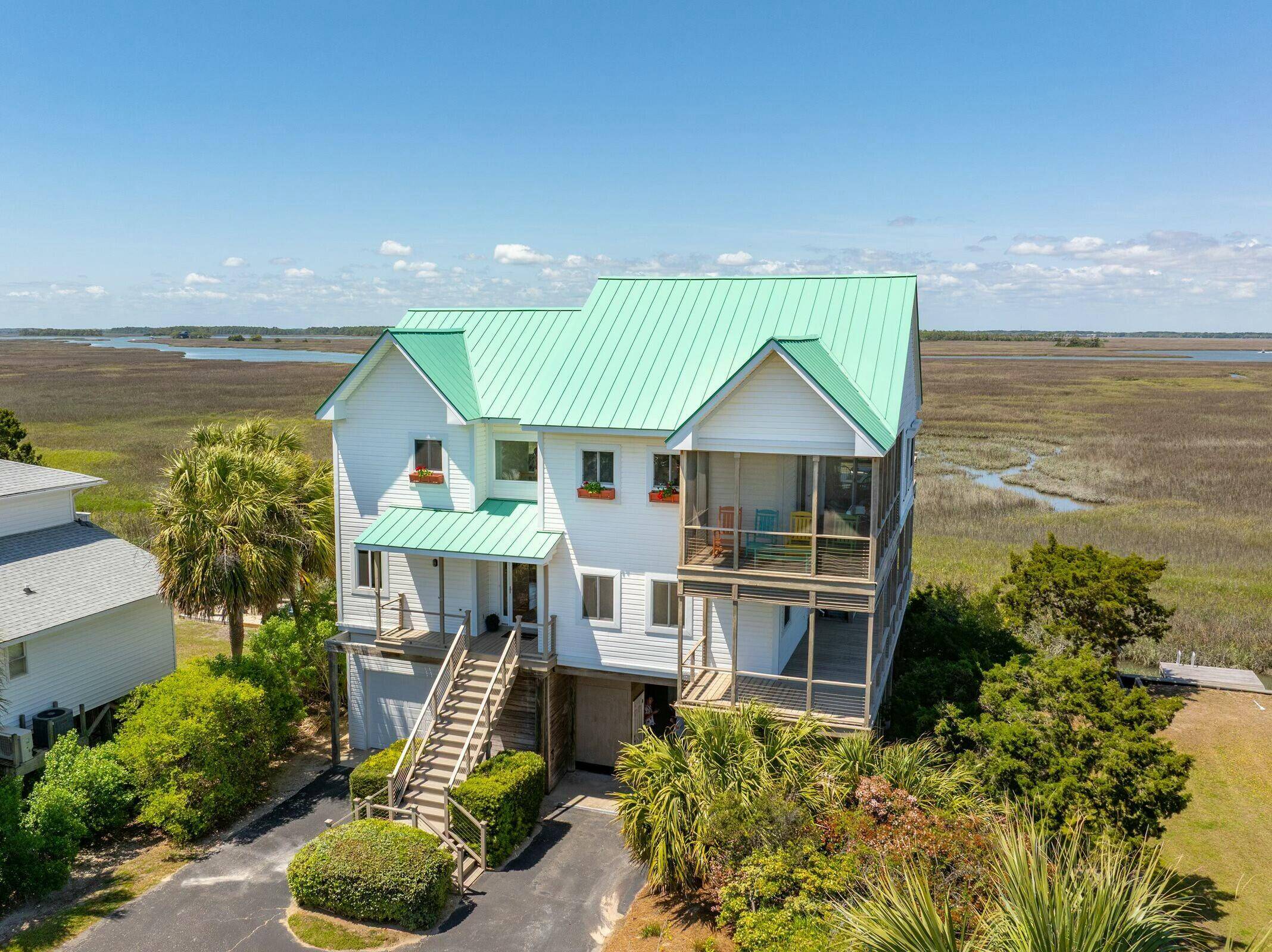 Folly Beach, SC 29439,1676 E Ashley Ave