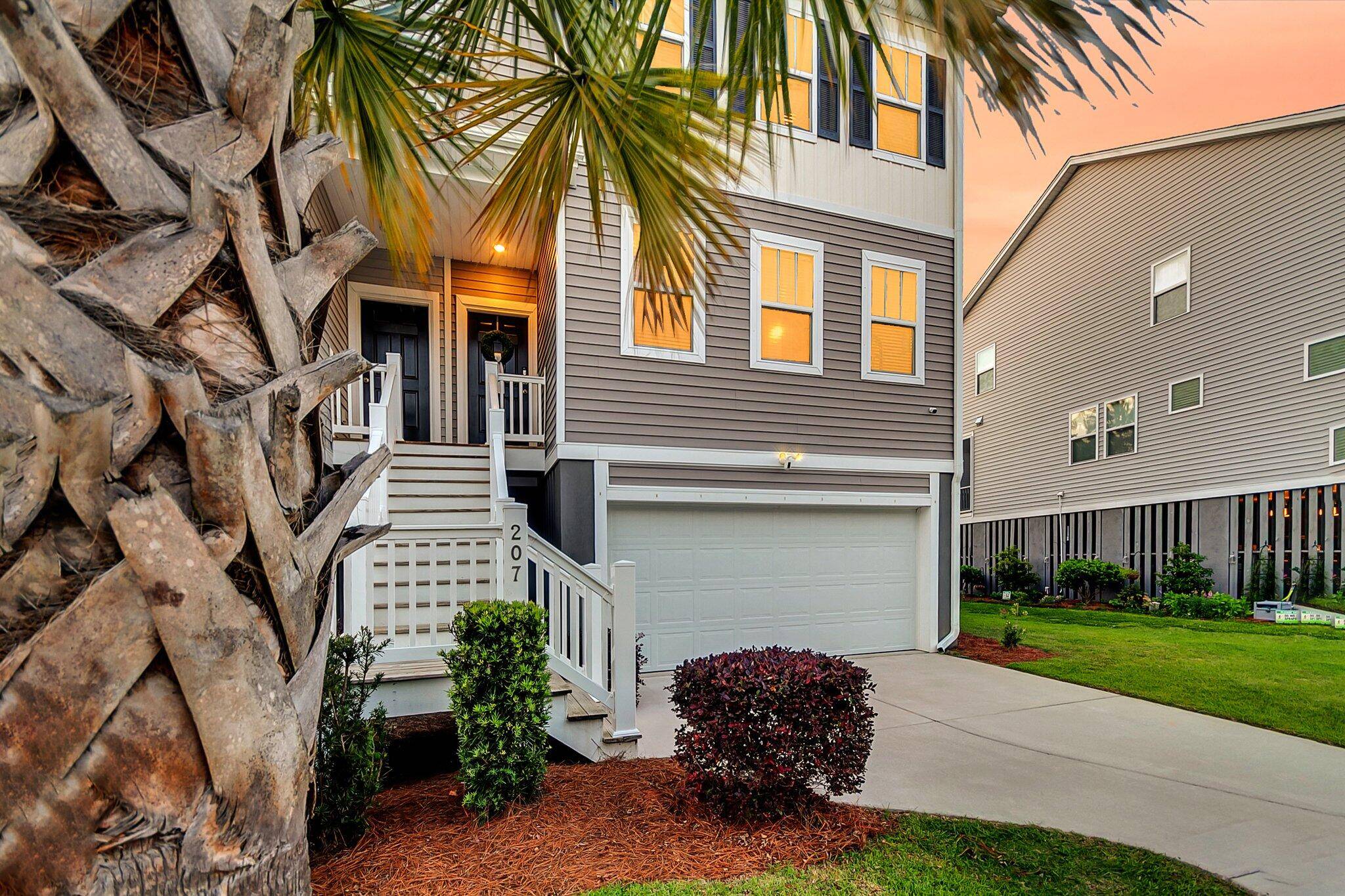 Johns Island, SC 29455,207 Winding River Dr