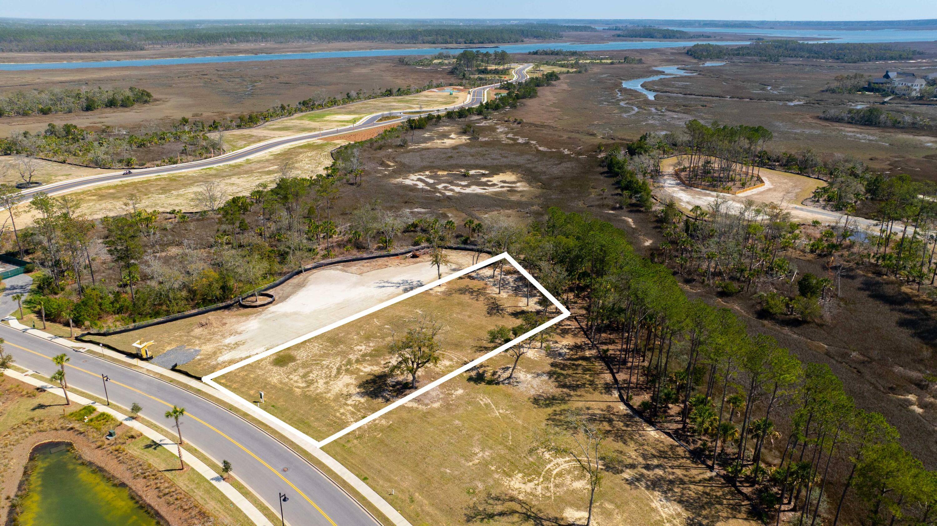Charleston, SC 29492,1077 Ship Builder St