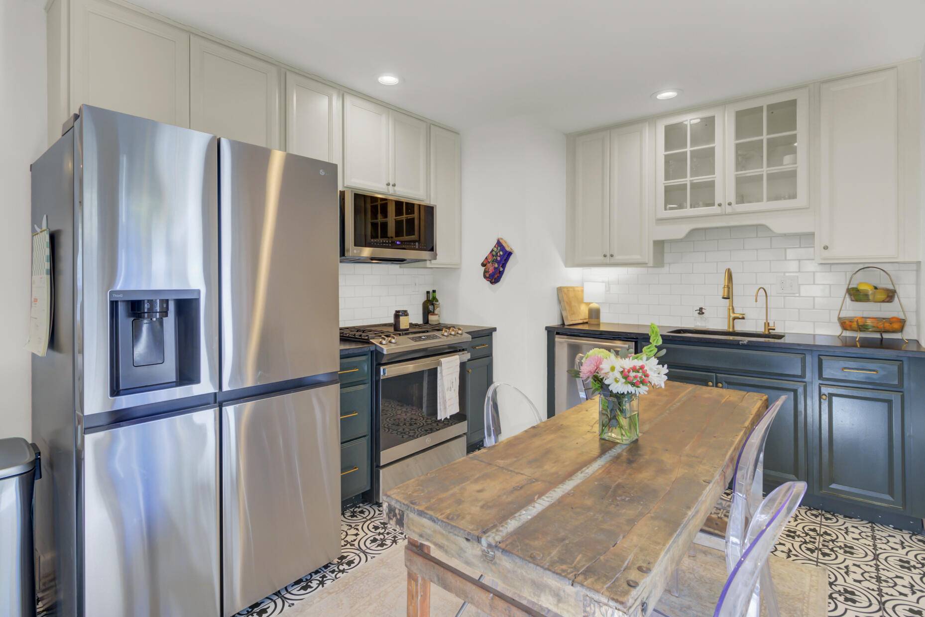 Summerville, SC 29483,210 Peters St