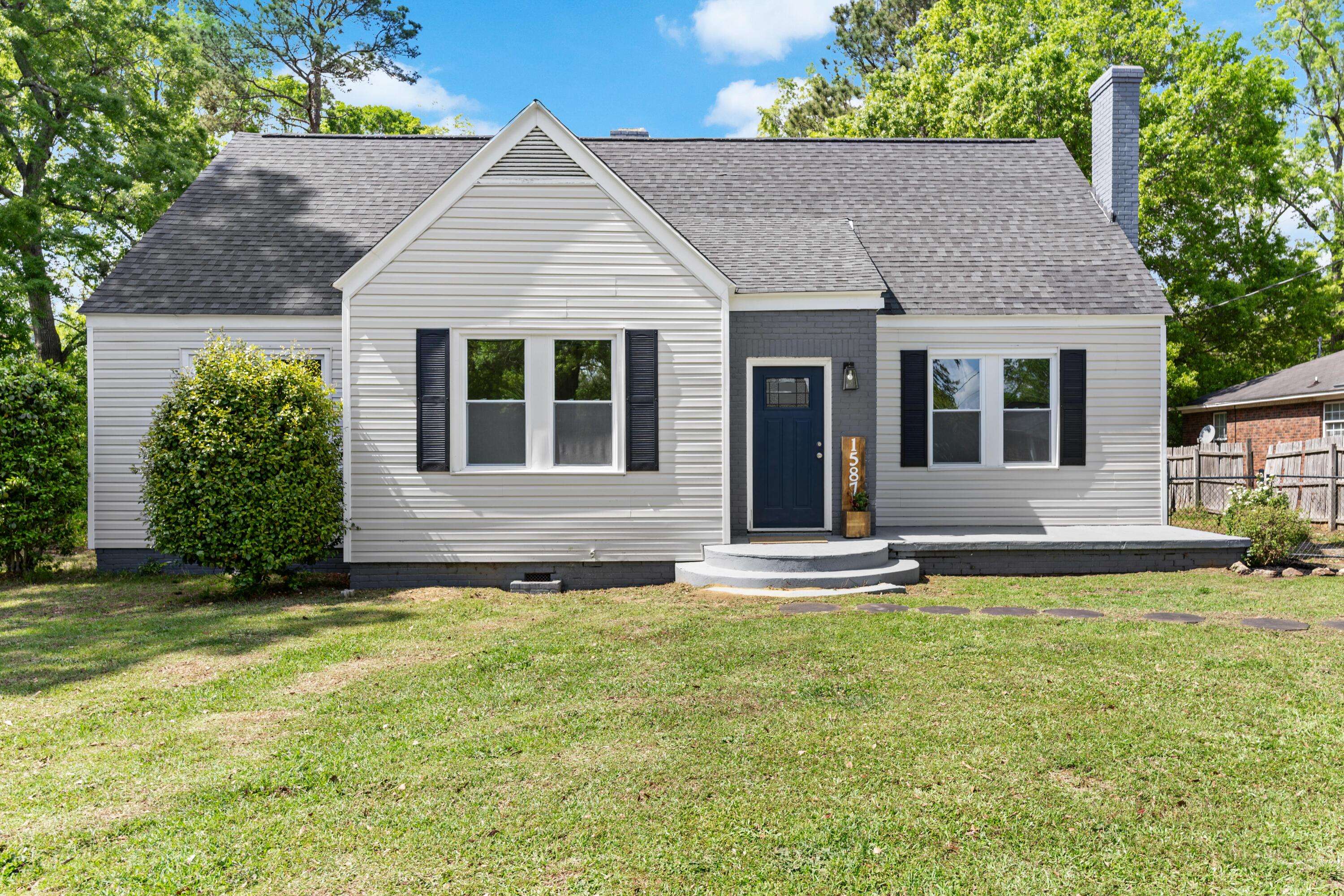 Orangeburg, SC 29115,1587 Henley St St