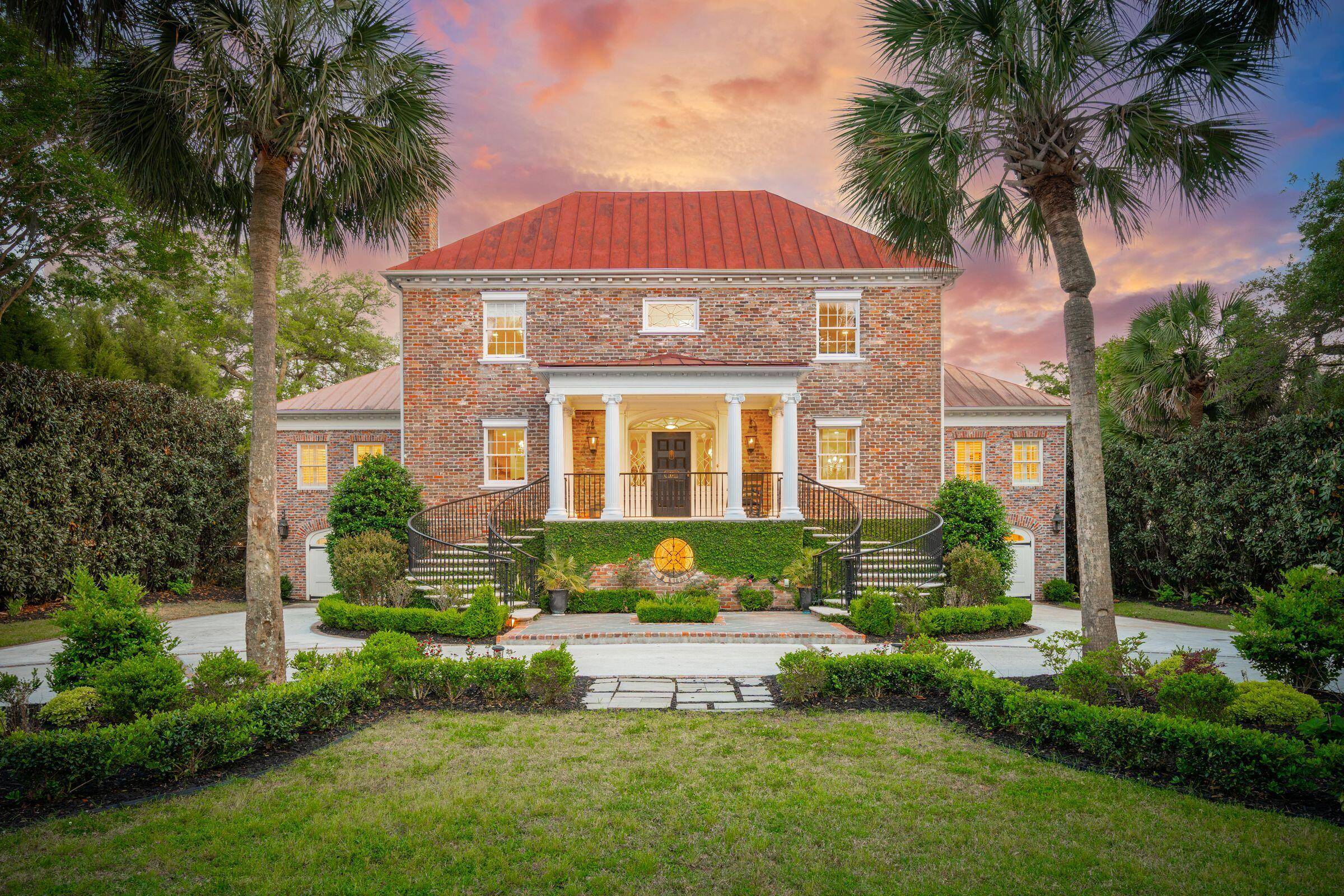 Charleston, SC 29407,13 Broughton Rd
