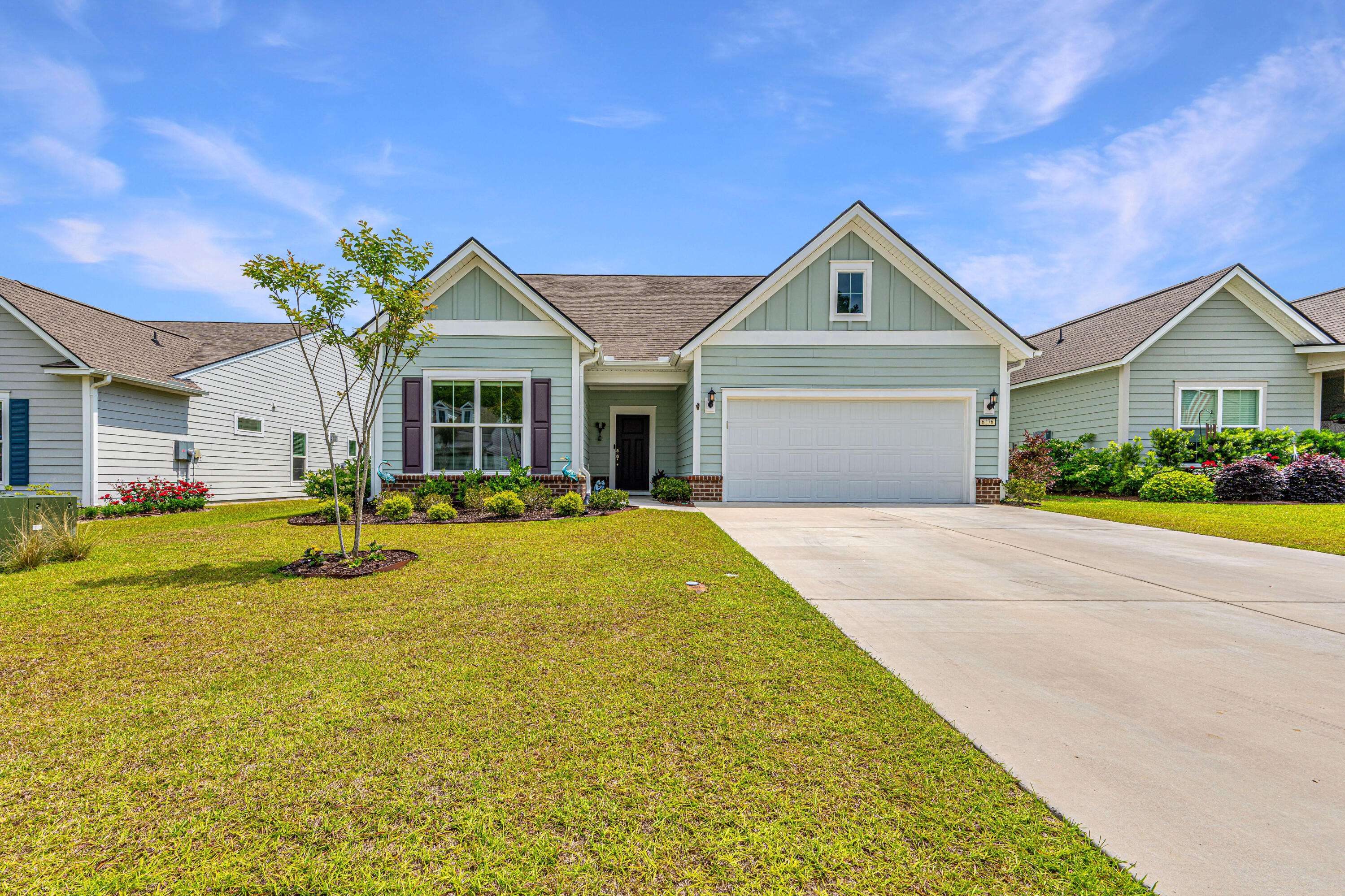 Hollywood, SC 29449,6176 Wilkes Pond Dr