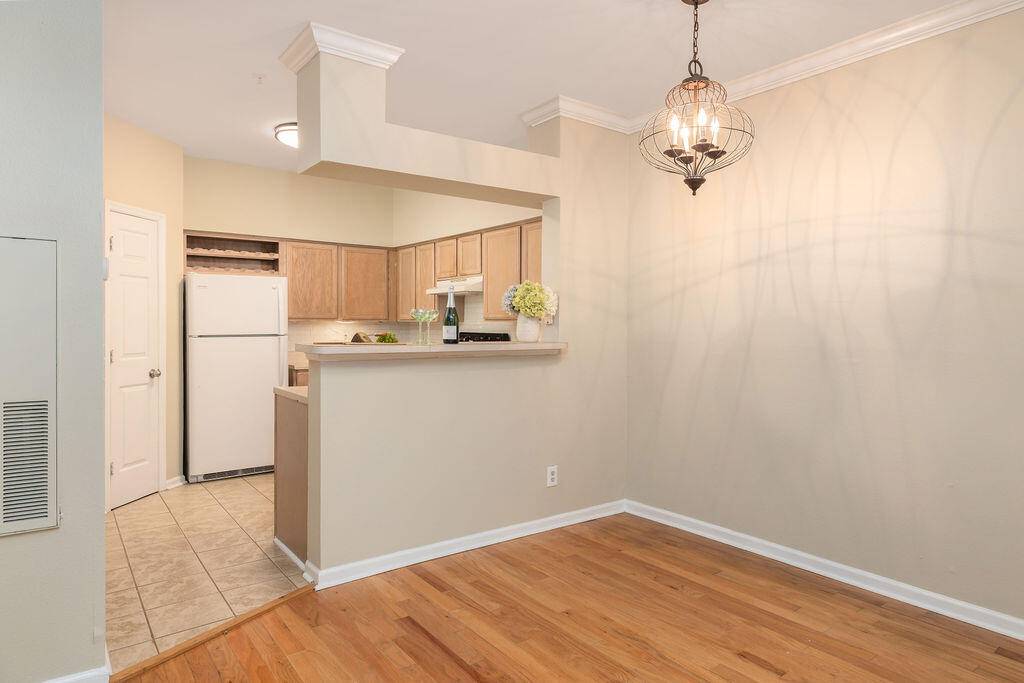 Charleston, SC 29412,700 Daniel Ellis Dr #4104