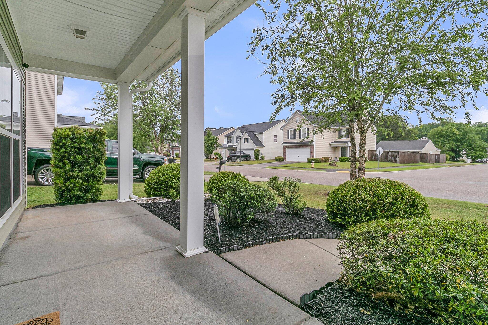 Ladson, SC 29456,3537 Galaxy Rd