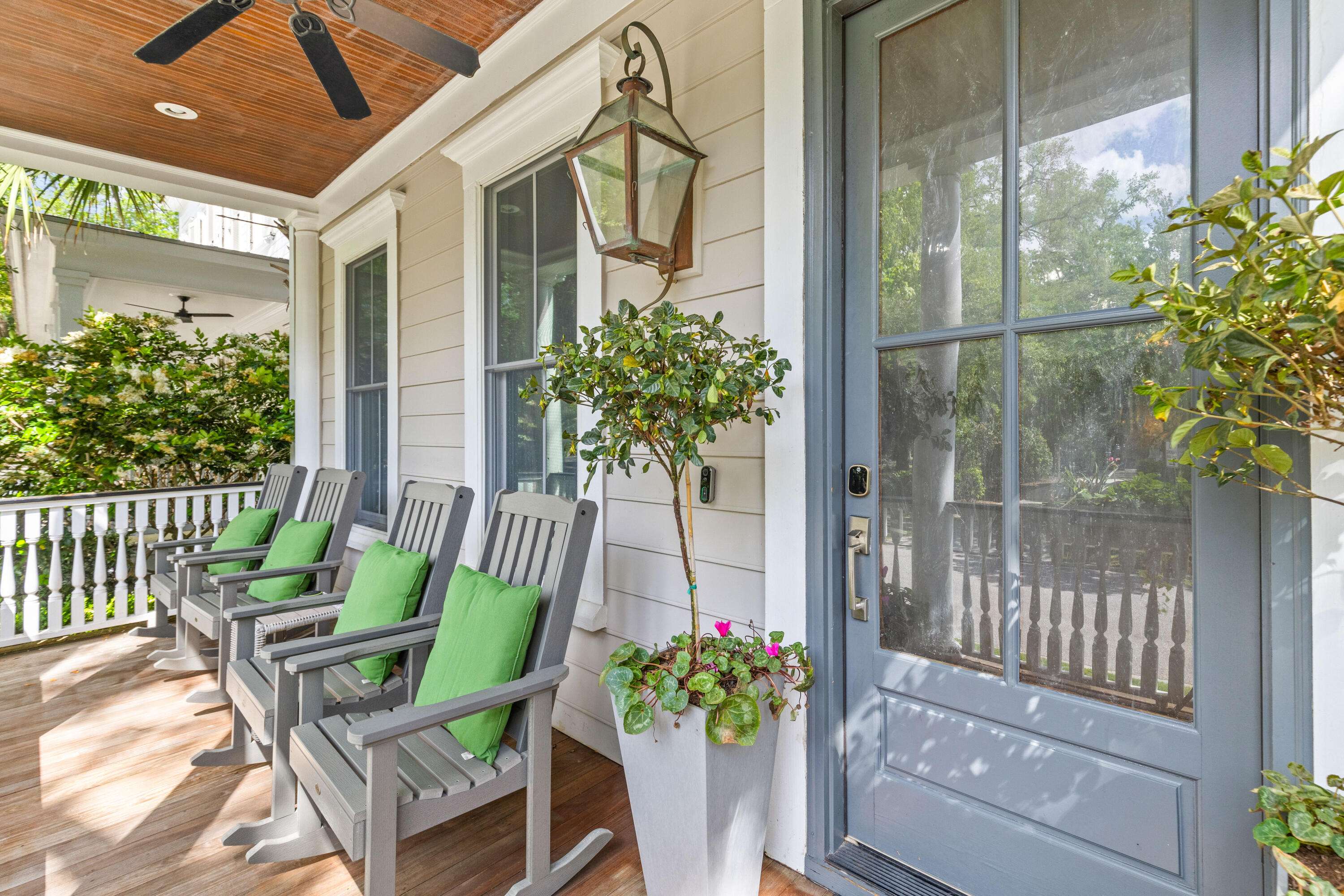 Daniel Island, SC 29492,225 Delahow St