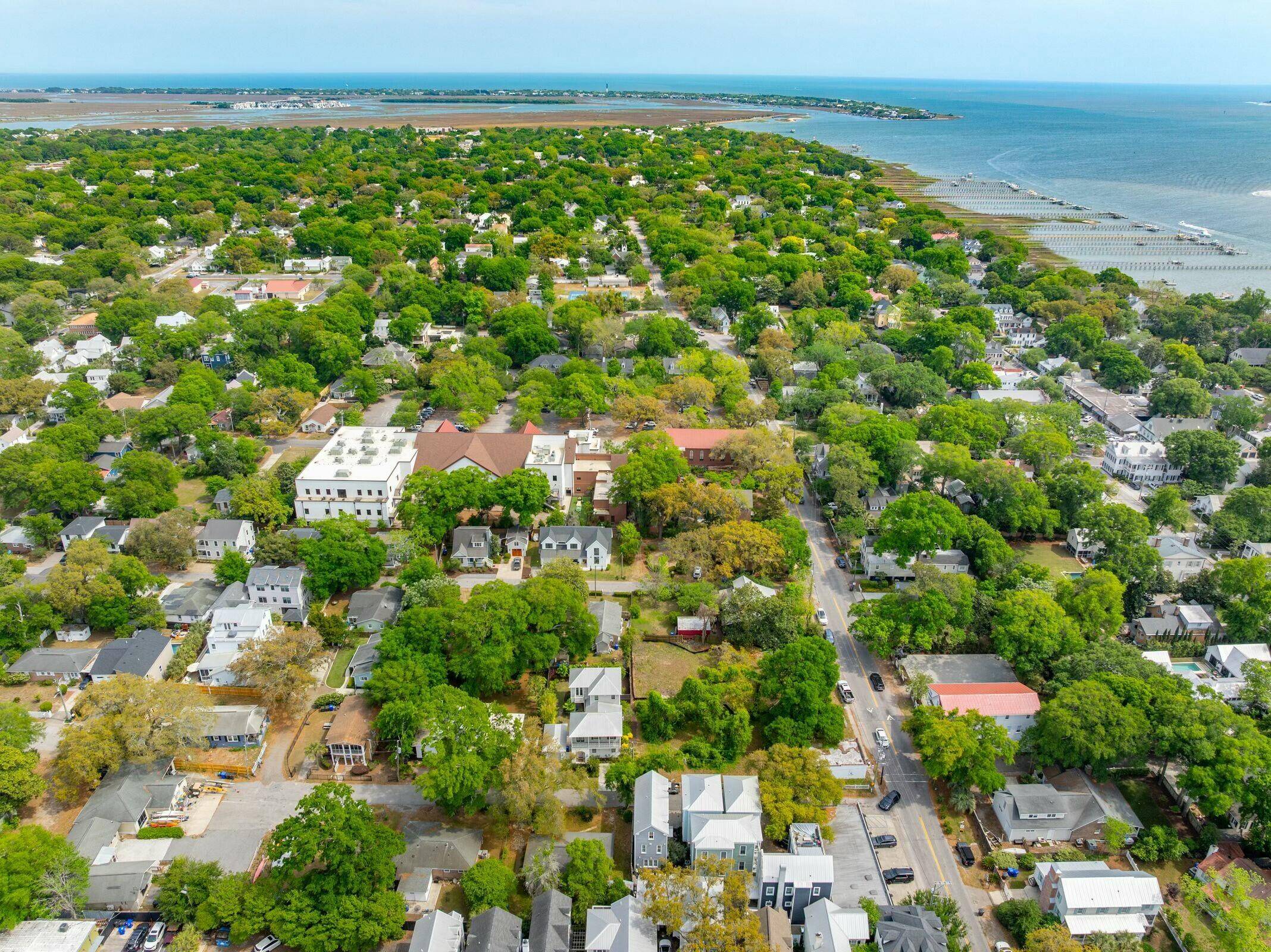 Mount Pleasant, SC 29464,104 May Ln
