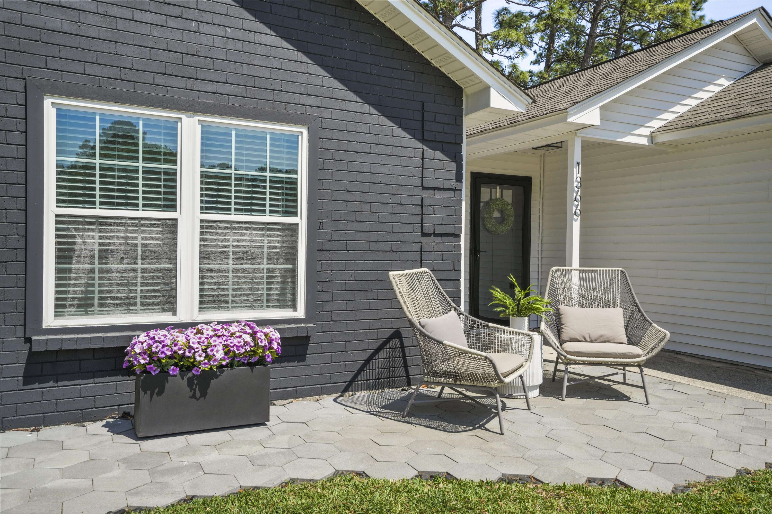 Mount Pleasant, SC 29466,1366 W Point Dr