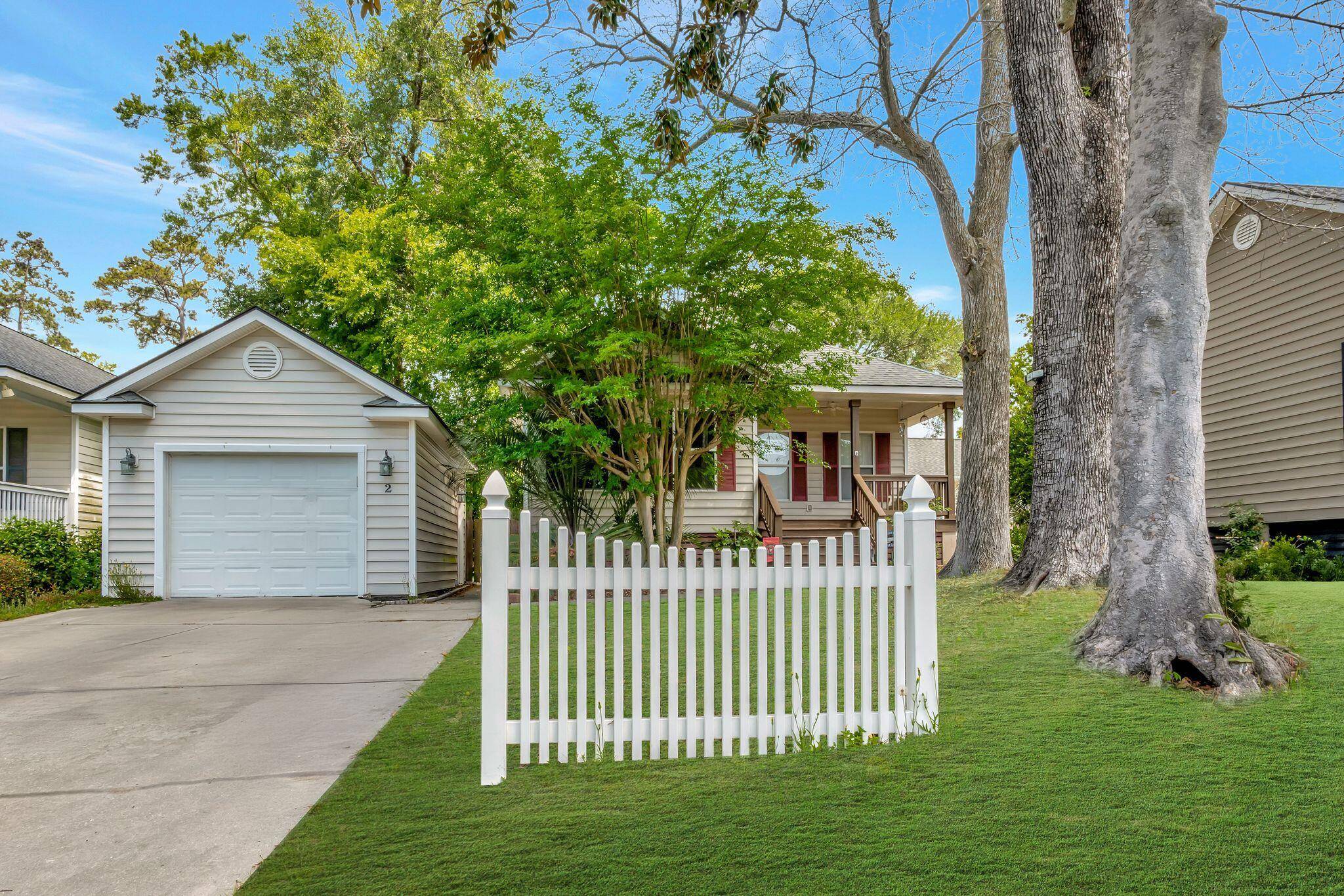 Beaufort, SC 29902,2 Hornsborough Ct