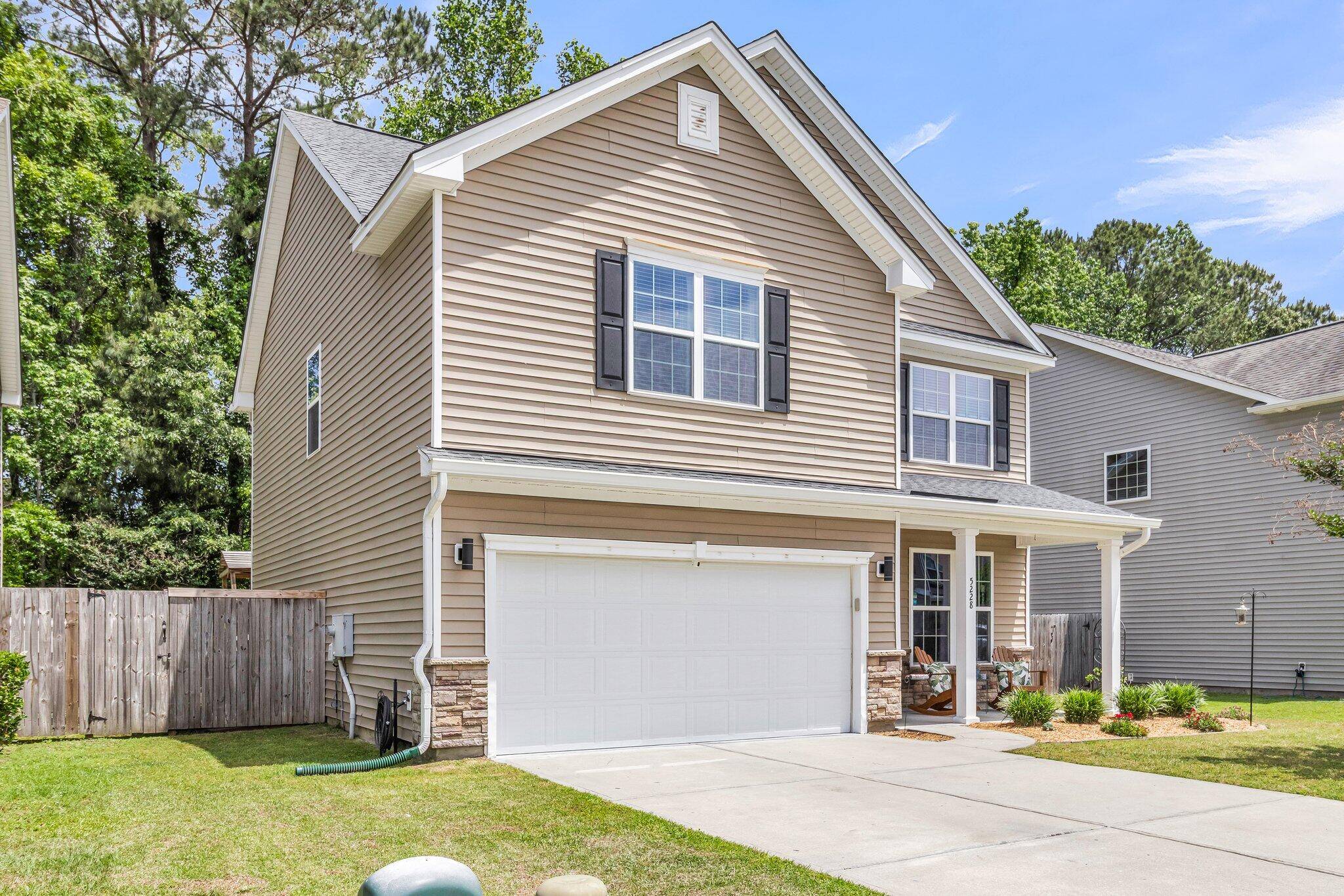 Hollywood, SC 29449,5228 Fallow Fawns Rd