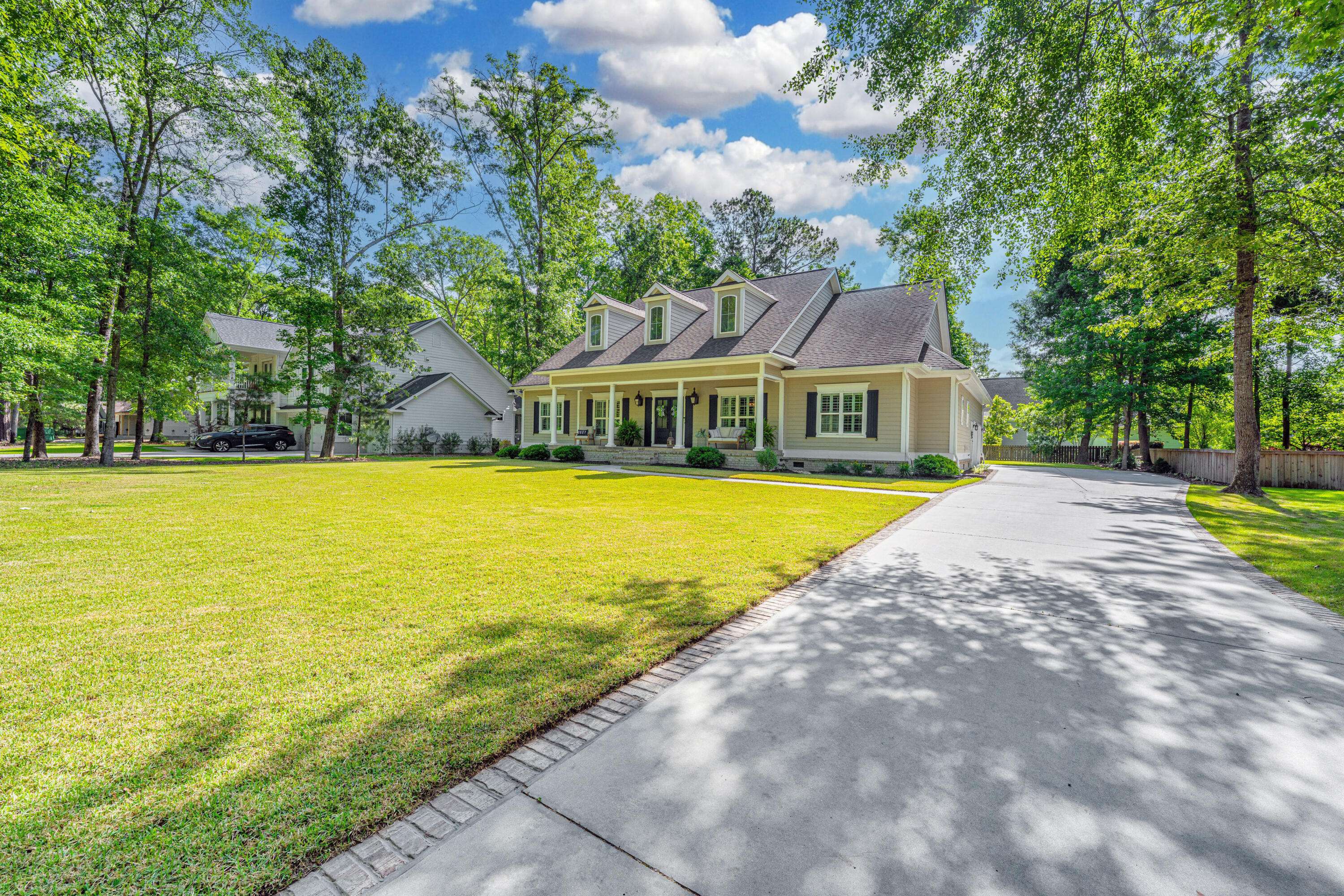 Hollywood, SC 29449,5692 Barbary Coast Rd