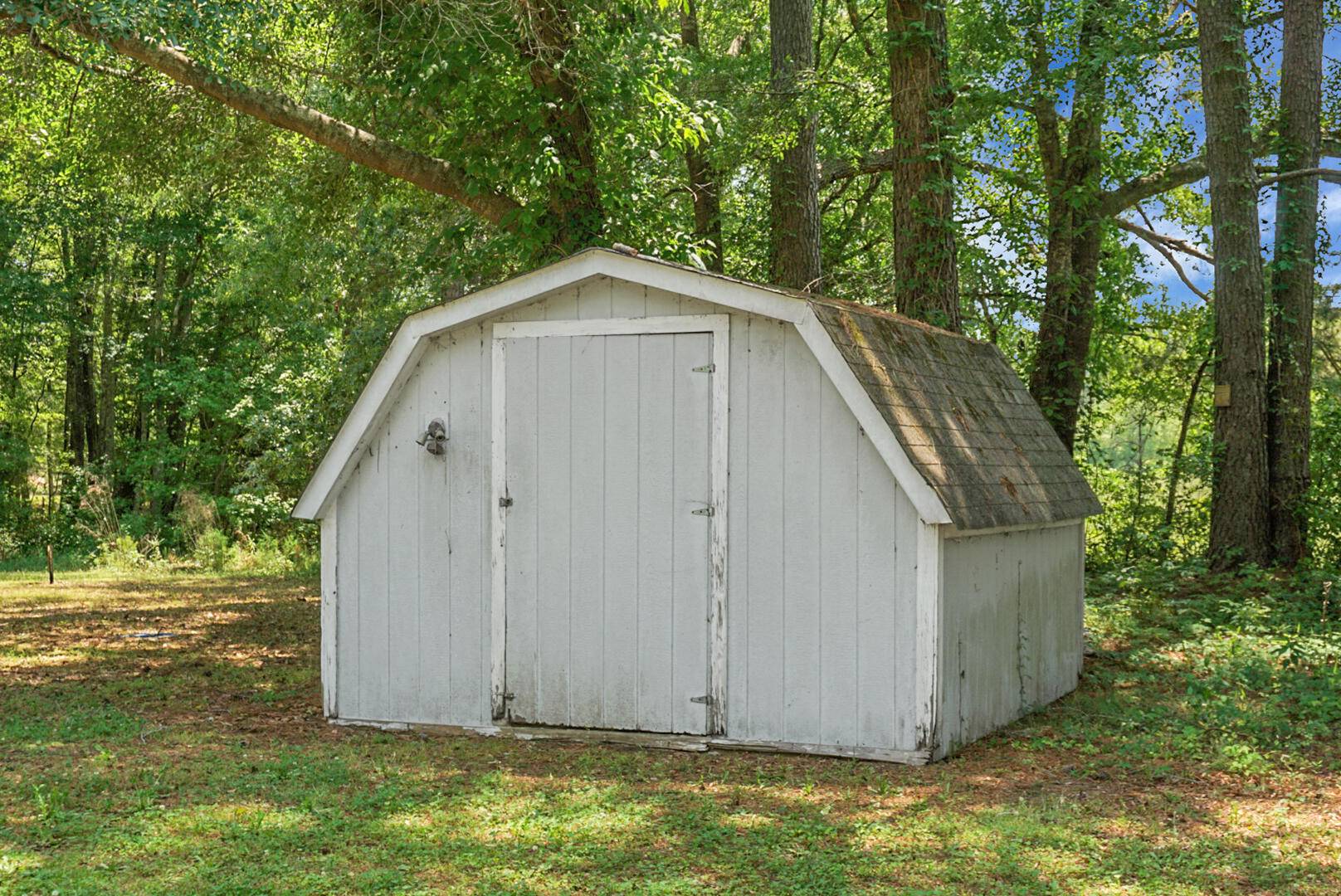 Bonneau, SC 29431,118 Randy Ln