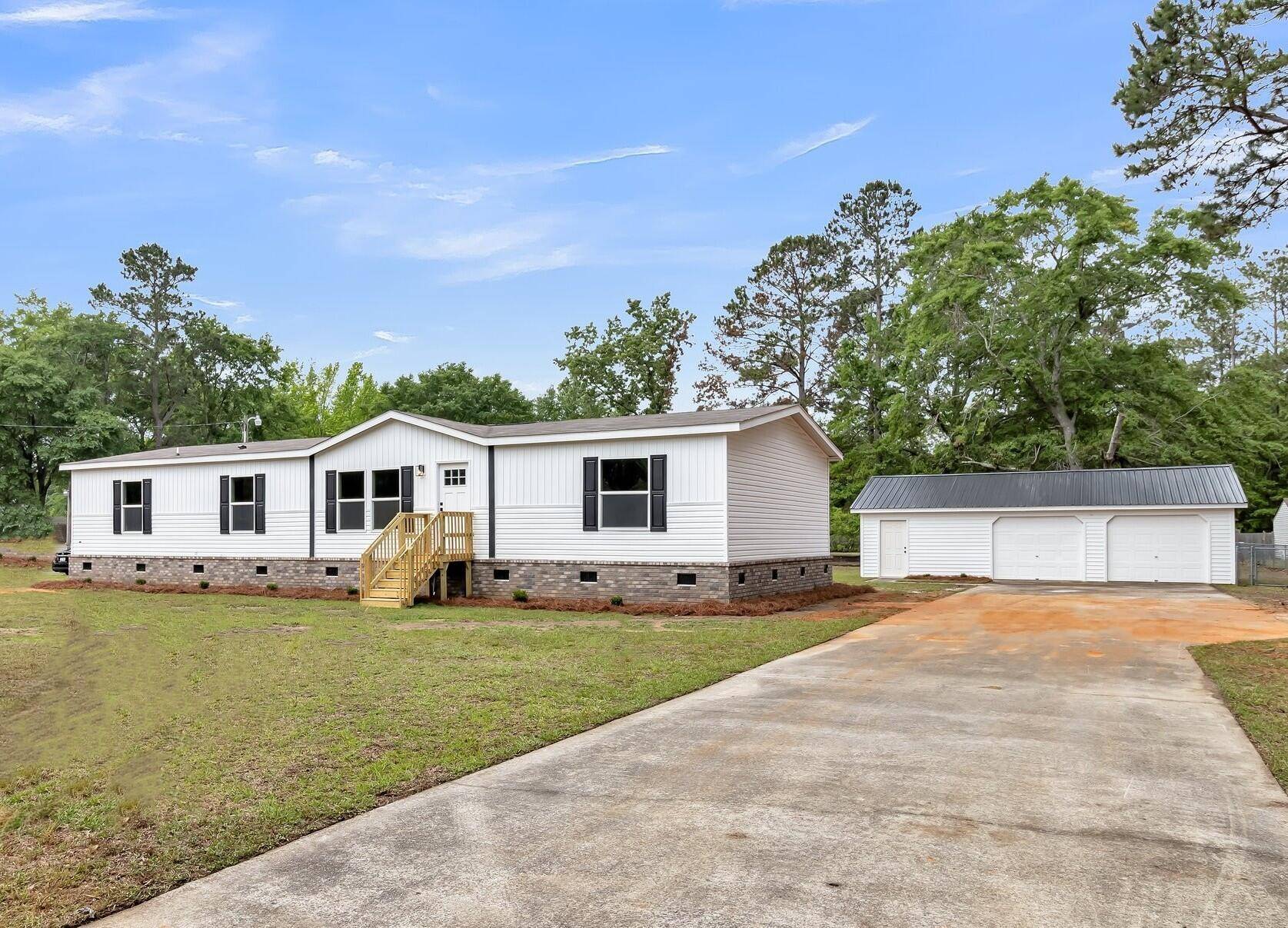 Cross, SC 29436,119 Silver King Ave